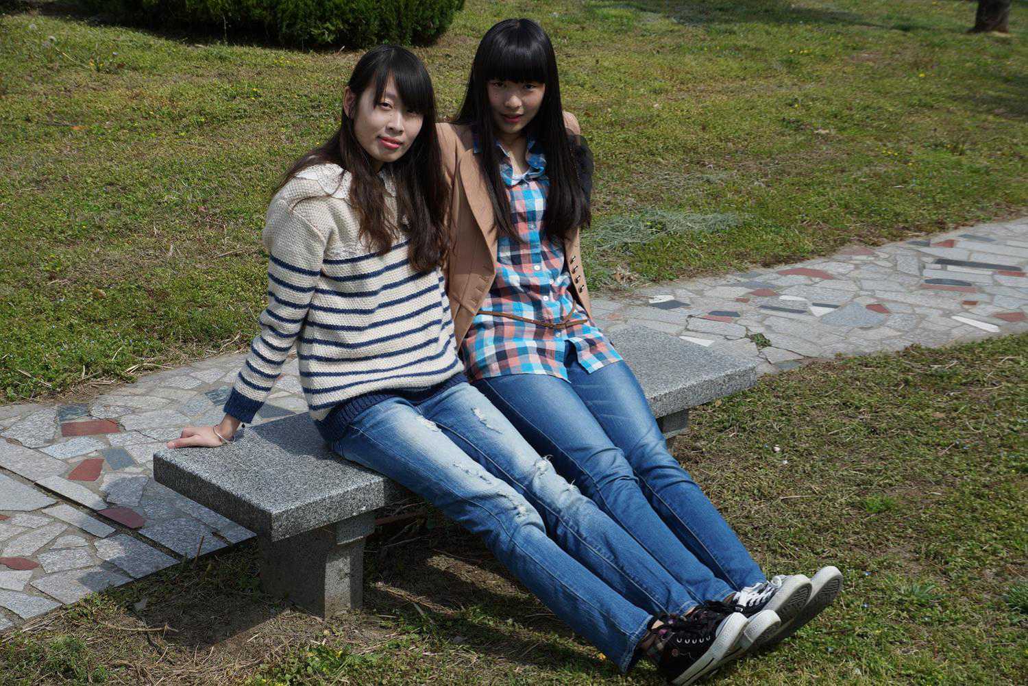 图片[10]-自由摄影 No.311 云云携清新小美女草地大战 [59P] – 速更版-美库