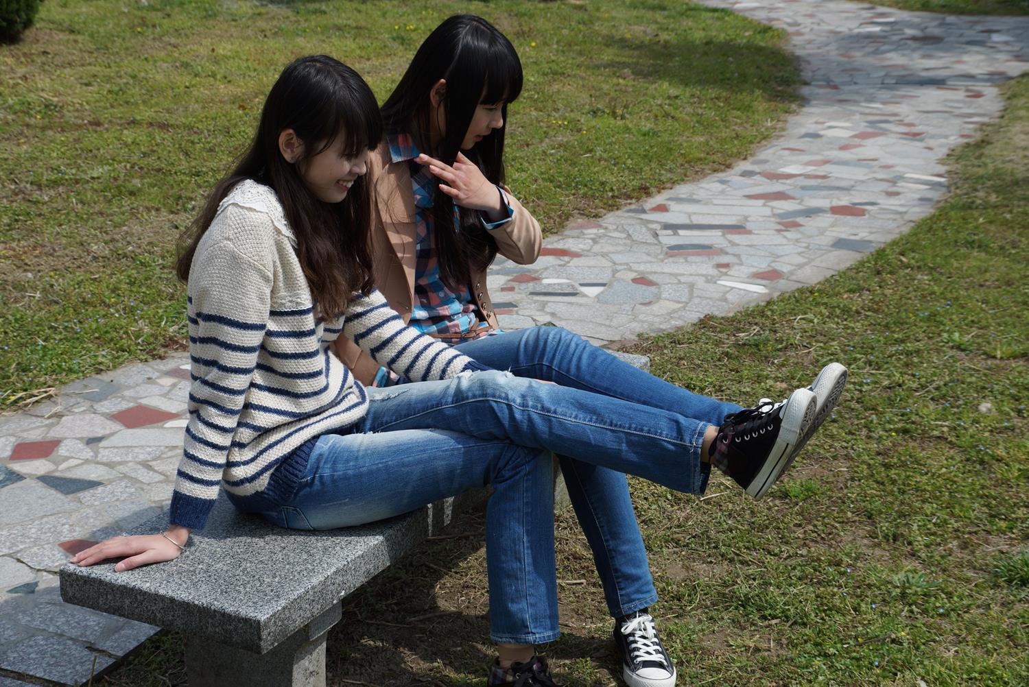 图片[17]-自由摄影 No.311 云云携清新小美女草地大战 [59P] – 速更版-美库