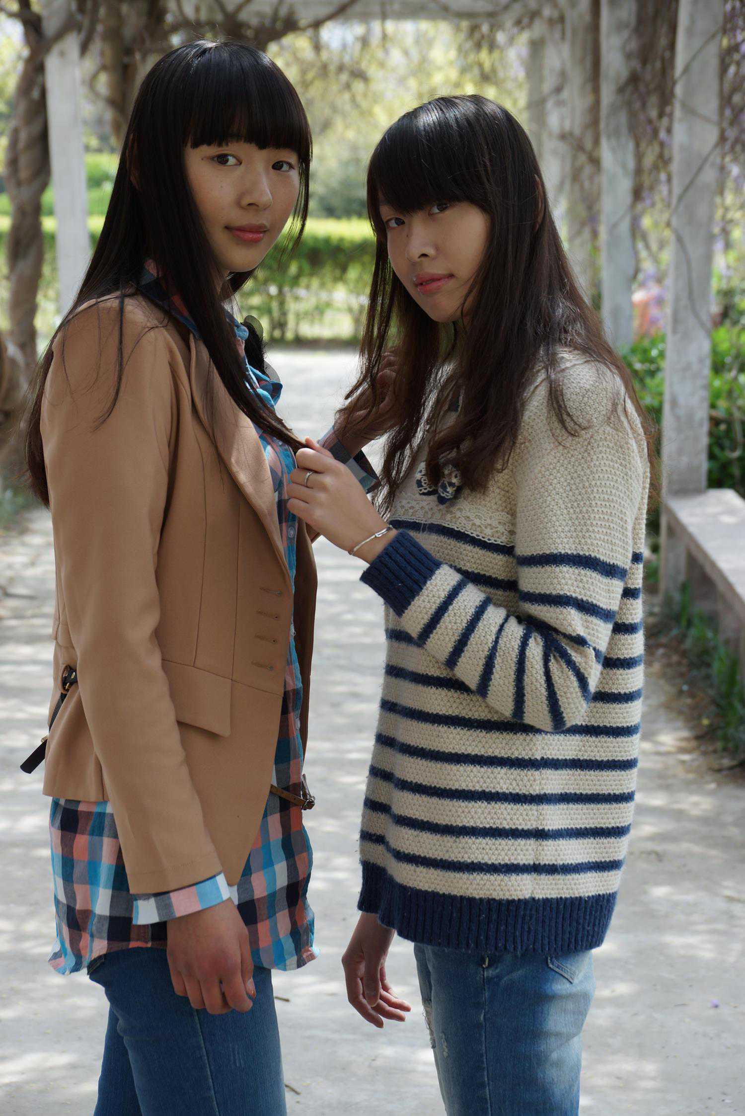 图片[60]-自由摄影 No.311 云云携清新小美女草地大战 [59P] – 速更版-美库