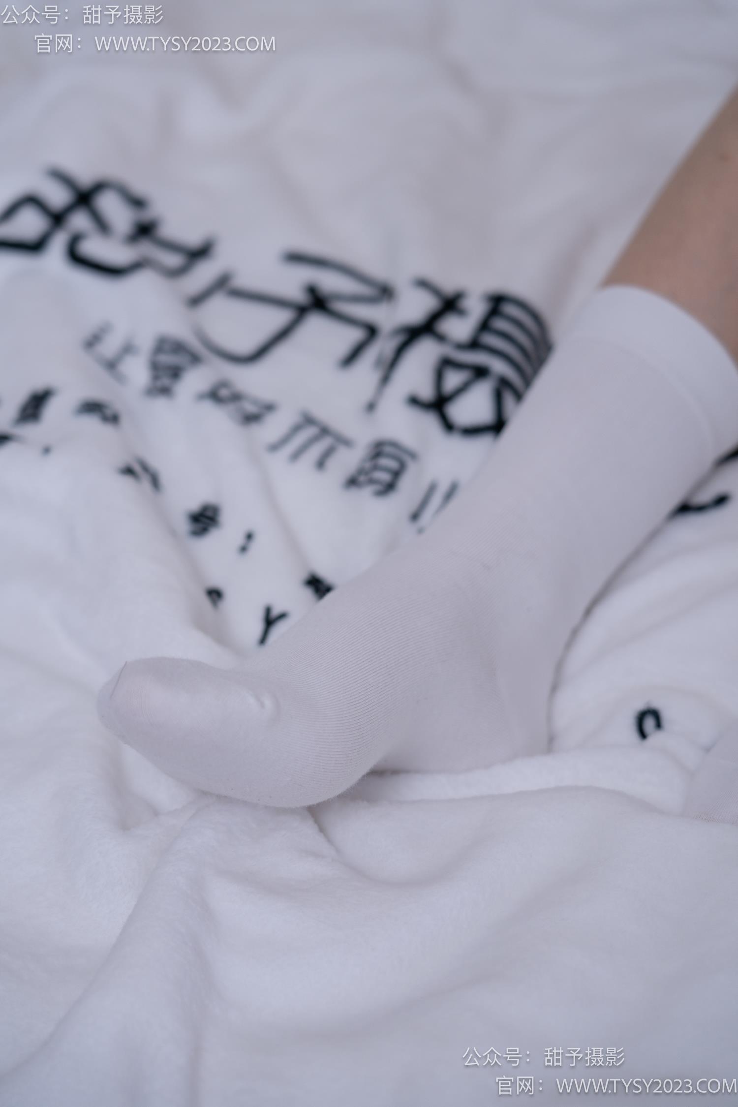 图片[66]-甜予摄影 NO.062 璇璇-板鞋、白棉袜、踩蜡笔小新玩偶剧情[134P] – 速更版-美库