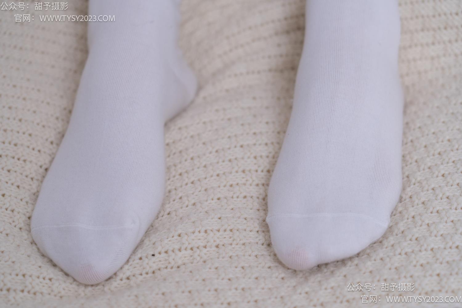 图片[80]-甜予摄影 NO.062 璇璇-板鞋、白棉袜、踩蜡笔小新玩偶剧情[134P] – 速更版-美库