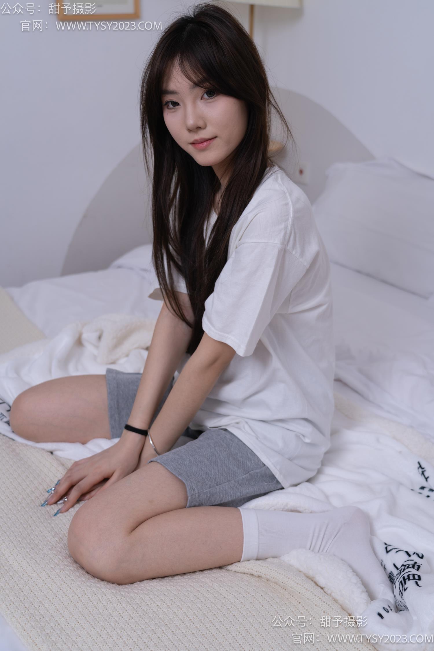 图片[90]-甜予摄影 NO.062 璇璇-板鞋、白棉袜、踩蜡笔小新玩偶剧情[134P] – 速更版-美库