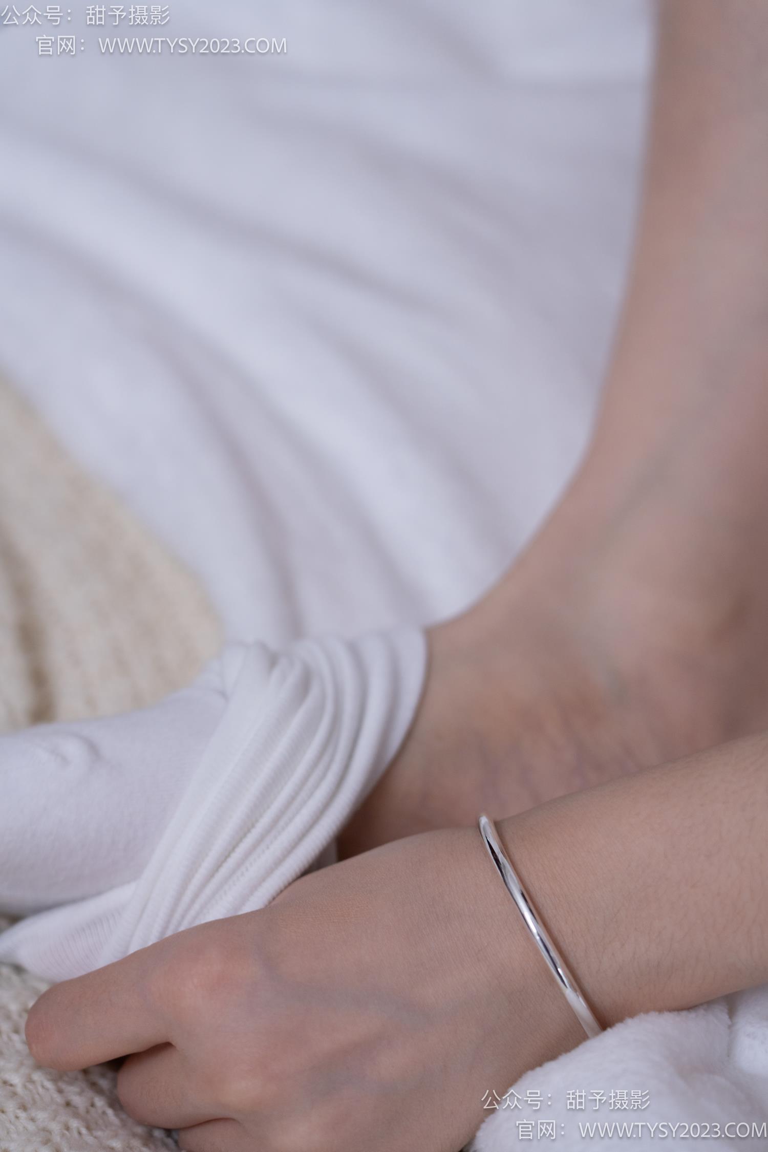 图片[108]-甜予摄影 NO.062 璇璇-板鞋、白棉袜、踩蜡笔小新玩偶剧情[134P] – 速更版-美库