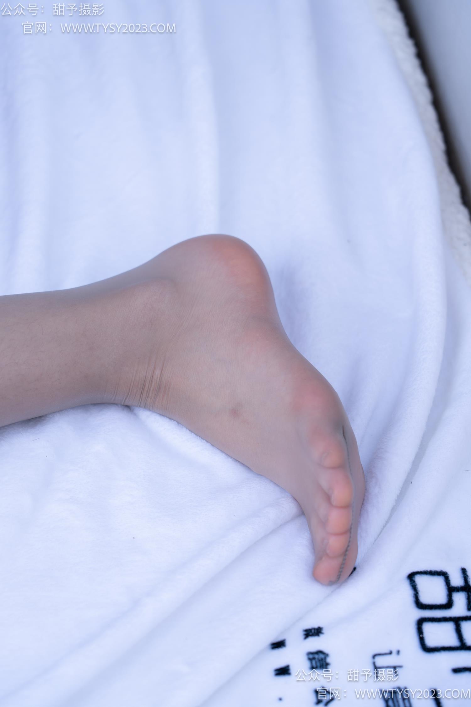 图片[62]-甜予摄影 NO.063 思思-板鞋、油亮灰丝（脚尖透明款）[136P] – 速更版-美库