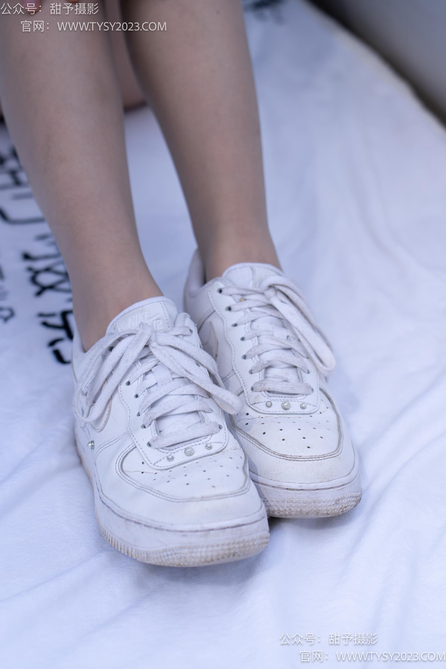 图片[104]-甜予摄影 NO.063 思思-板鞋、油亮灰丝（脚尖透明款）[136P] – 速更版-美库