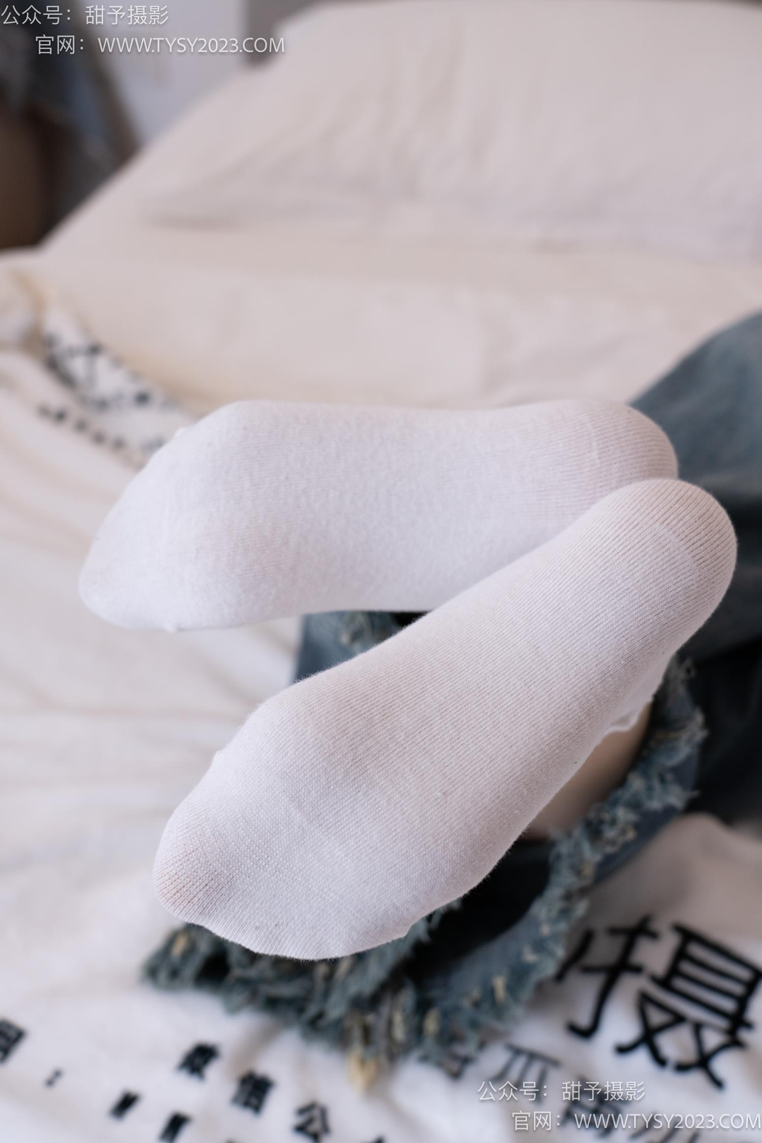 图片[81]-甜予摄影 NO.064 雪梨-帆布鞋、白棉袜、肉丝（脚尖加固款）[130P] – 速更版-美库