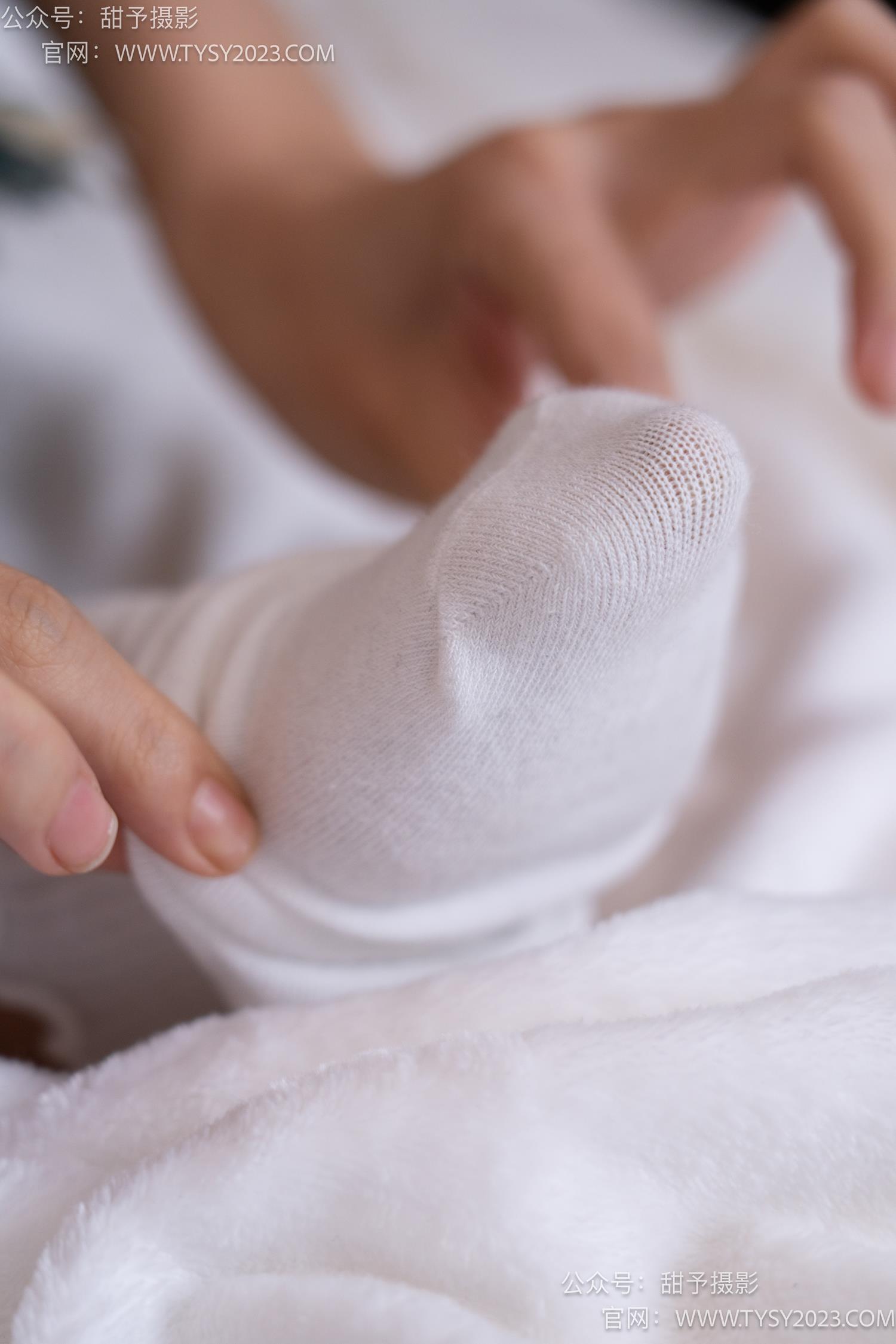 图片[83]-甜予摄影 NO.064 雪梨-帆布鞋、白棉袜、肉丝（脚尖加固款）[130P] – 速更版-美库