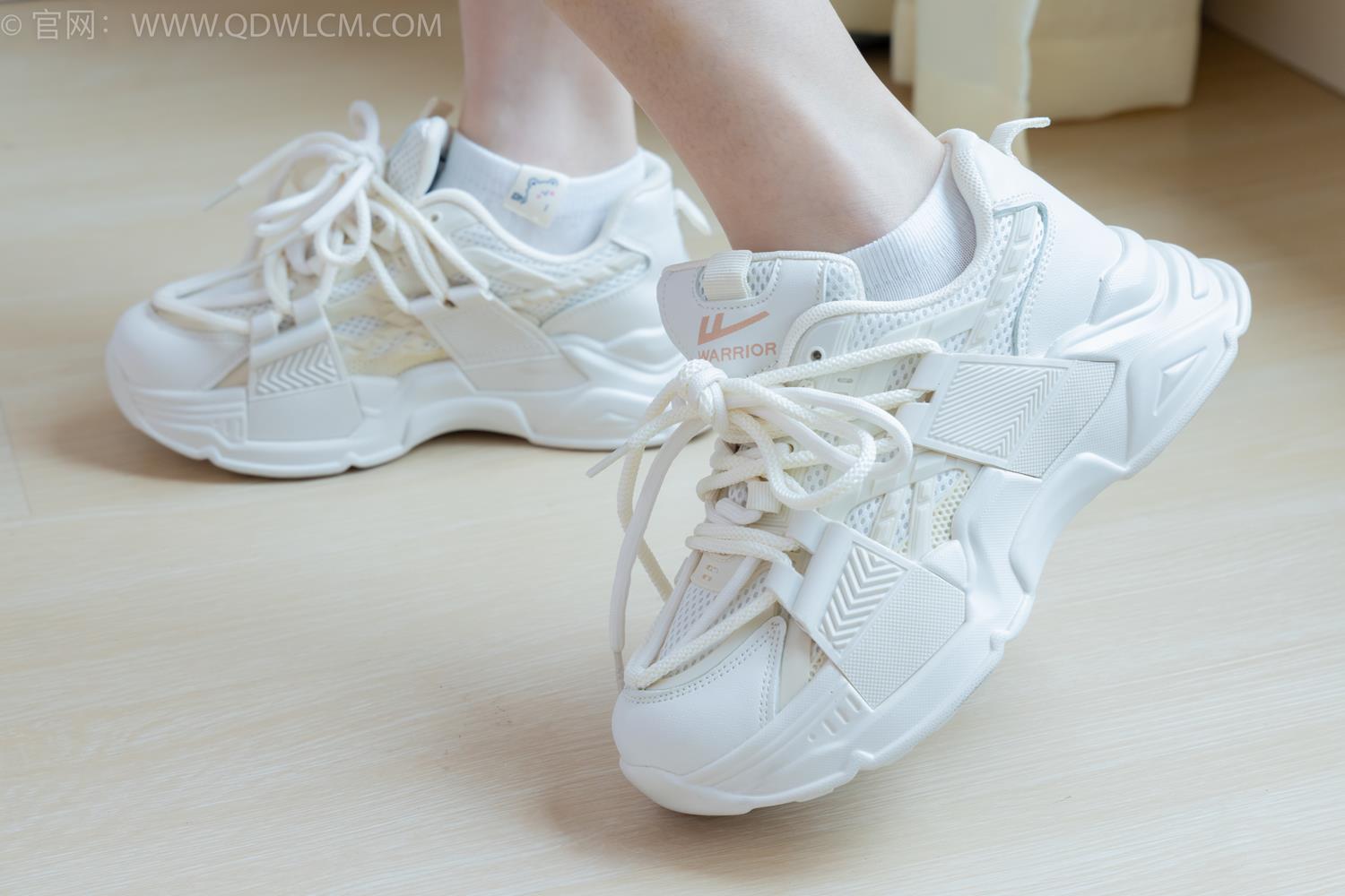 图片[221]-物恋传媒 NO.2062 菜菜-侧脸很美[220P] – 速更版-美库