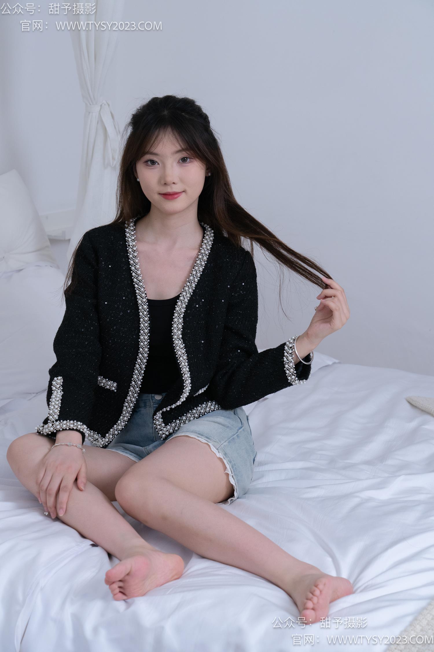 图片[140]-甜予摄影 NO.065 璇璇-靴子、洞洞鞋、白棉袜、裸足[175P] – 速更版-美库