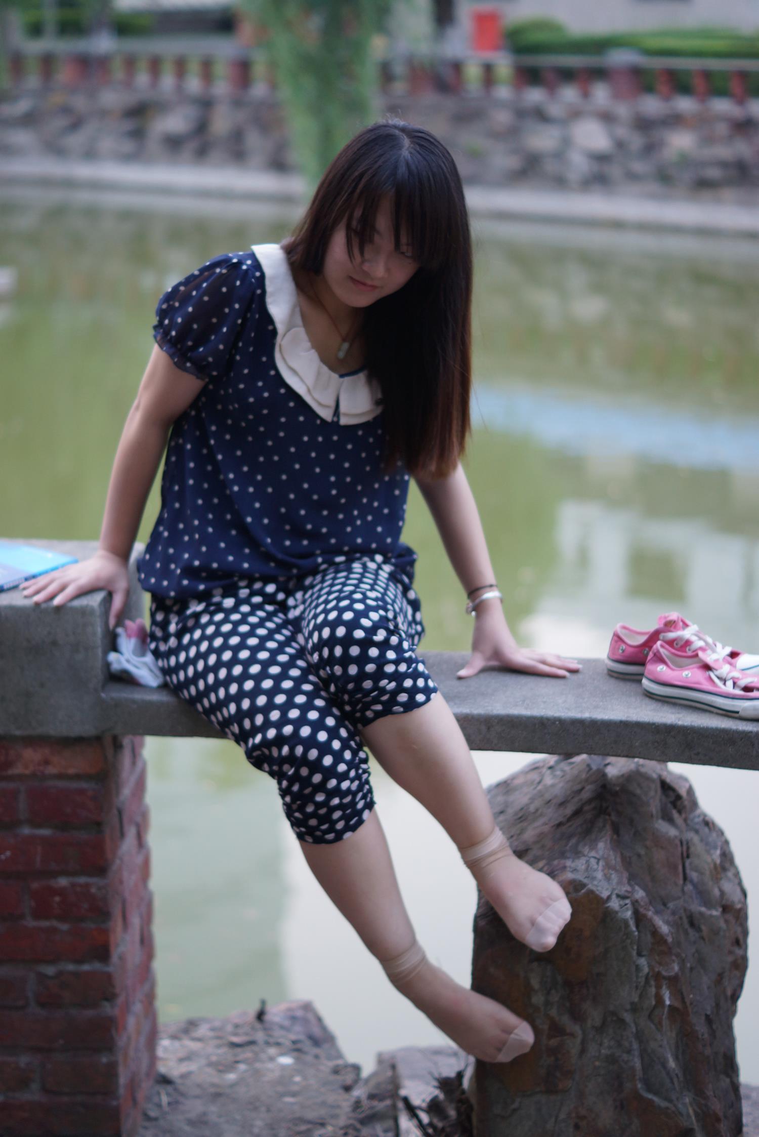 图片[17]-自由摄影 No.318 超级会表现的新模小雨 丝族量脚 [63P] – 速更版-美库