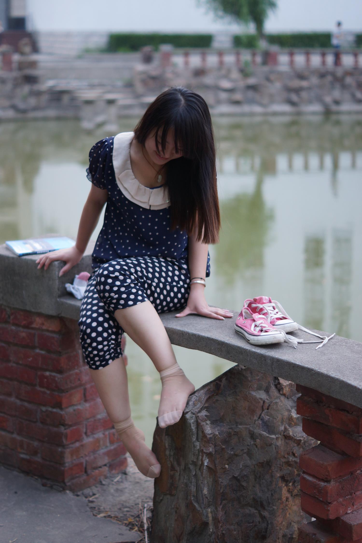 图片[18]-自由摄影 No.318 超级会表现的新模小雨 丝族量脚 [63P] – 速更版-美库