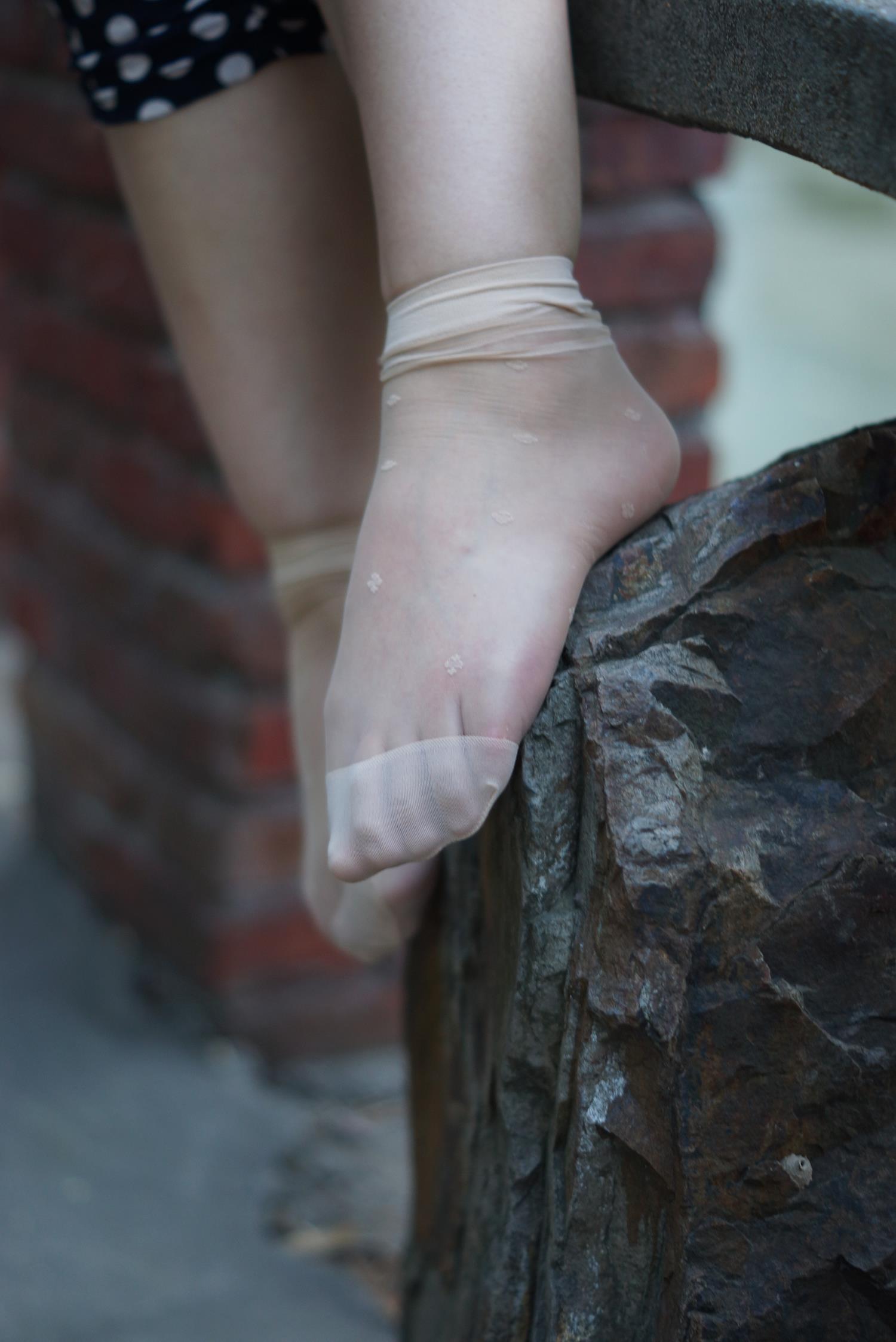 图片[25]-自由摄影 No.318 超级会表现的新模小雨 丝族量脚 [63P] – 速更版-美库