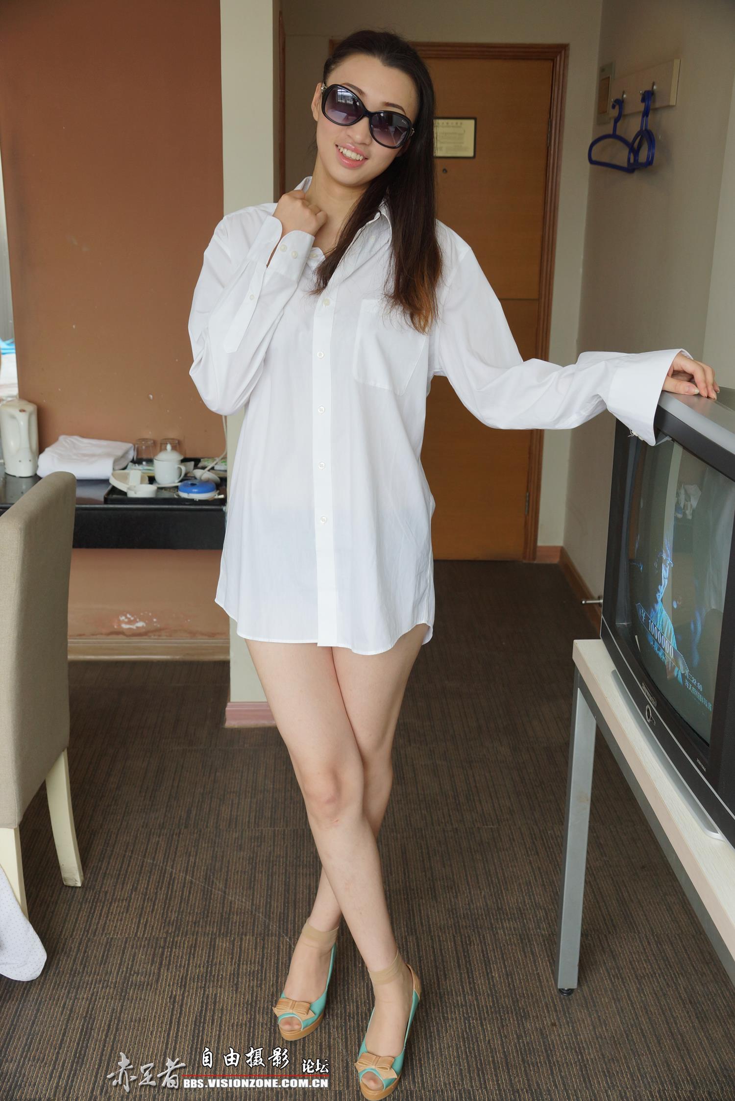 图片[45]-自由摄影 No.316 175高挑移动公司实习MM经典短丝 [44P] – 速更版-美库