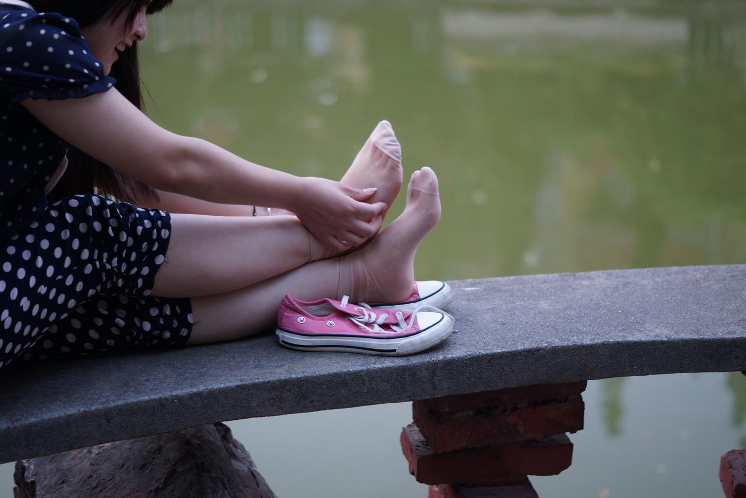 图片[40]-自由摄影 No.318 超级会表现的新模小雨 丝族量脚 [63P] – 速更版-美库