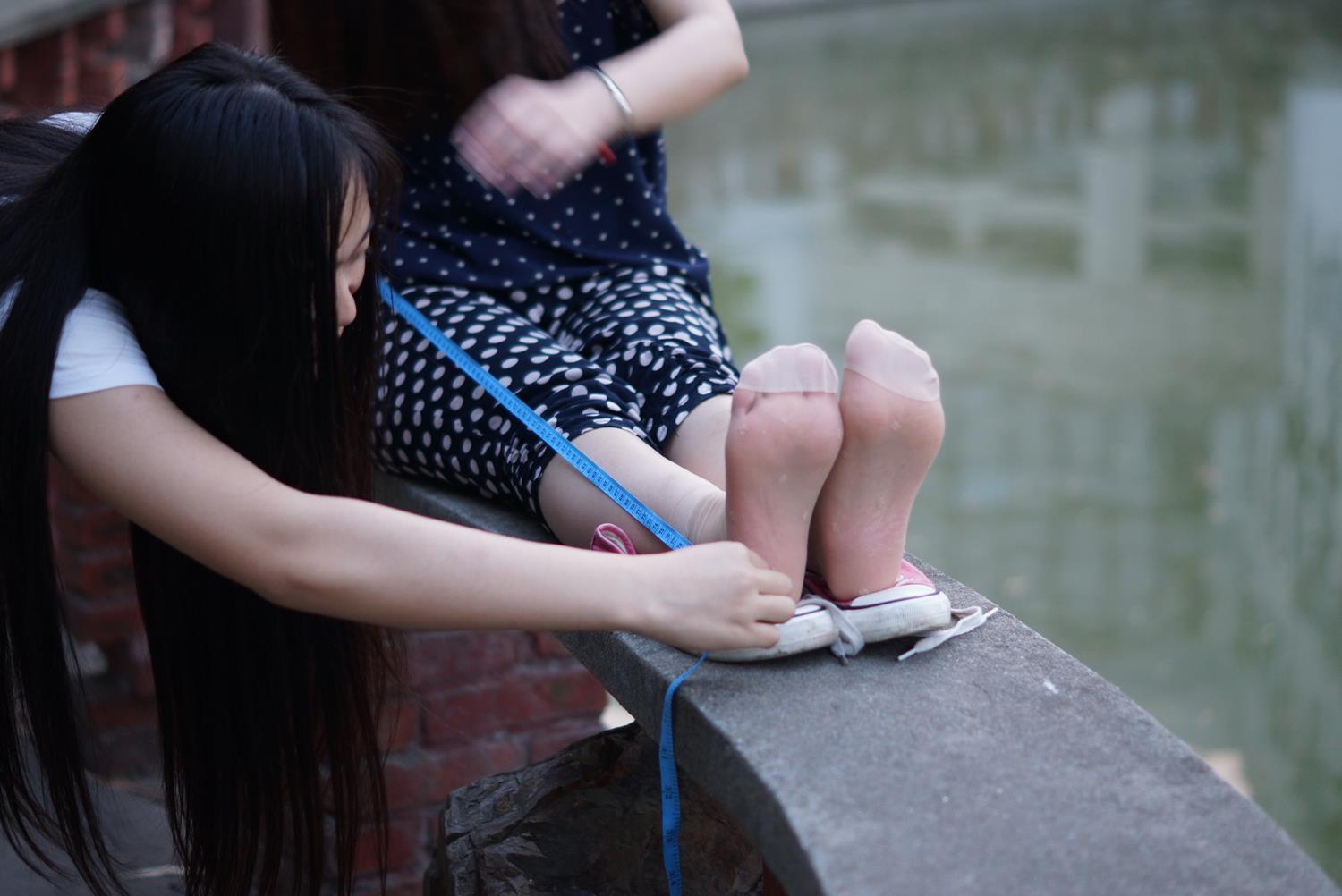 图片[45]-自由摄影 No.318 超级会表现的新模小雨 丝族量脚 [63P] – 速更版-美库