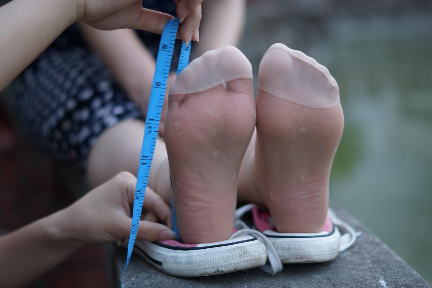 图片[54]-自由摄影 No.318 超级会表现的新模小雨 丝族量脚 [63P] – 速更版-美库