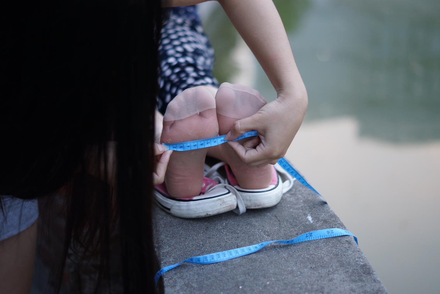 图片[57]-自由摄影 No.318 超级会表现的新模小雨 丝族量脚 [63P] – 速更版-美库