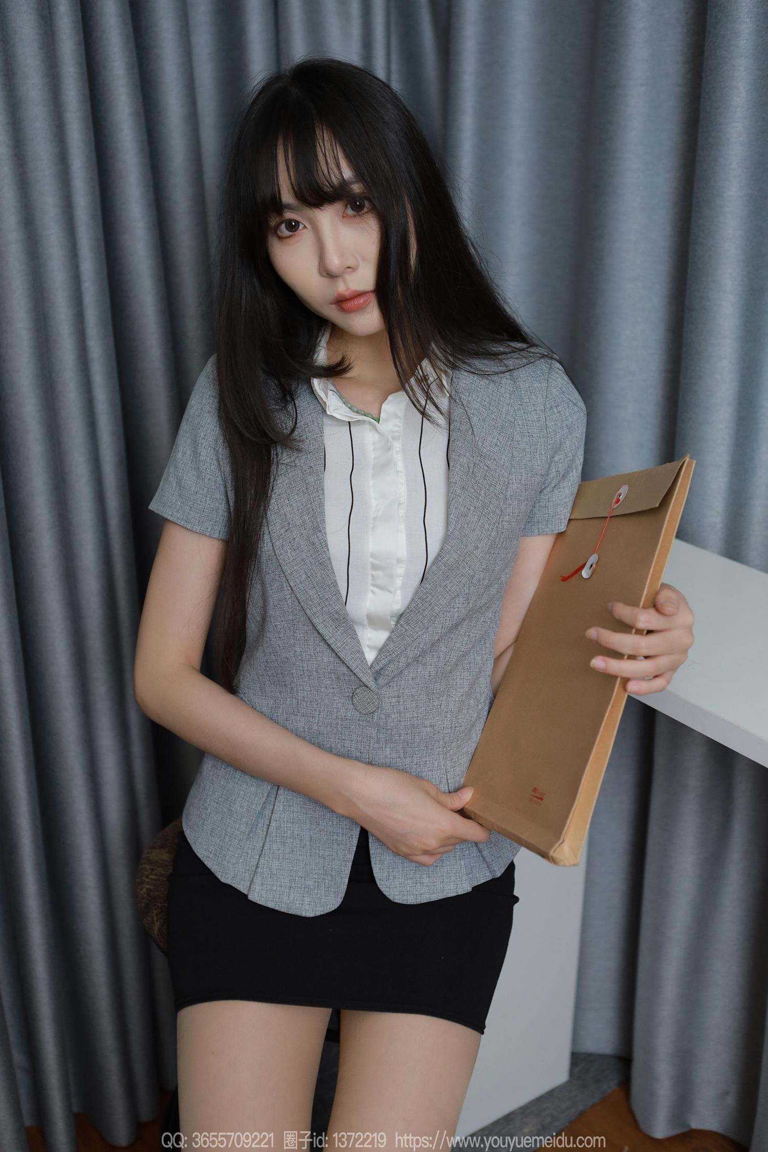 图片[12]-[IESS异思趣向] 2024.08.12 丝享家1817：团团《长腿档案员》（上）[89P] – 速更版-美库