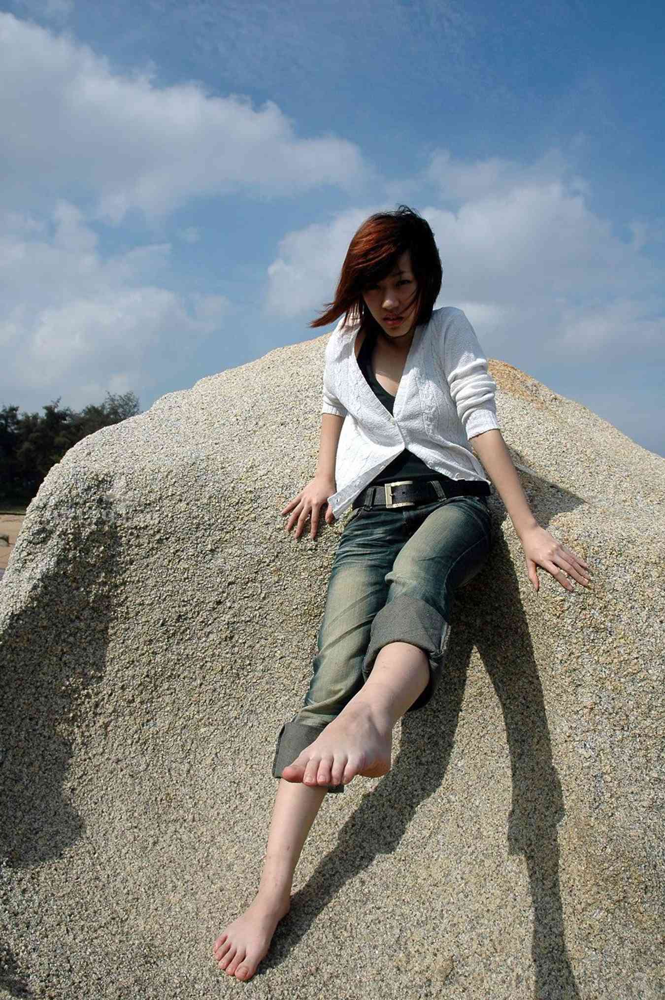 图片[16]-97179 NO.019-Skina 第十九部蓝天白云下SHOW美足[56P] – 速更版-美库