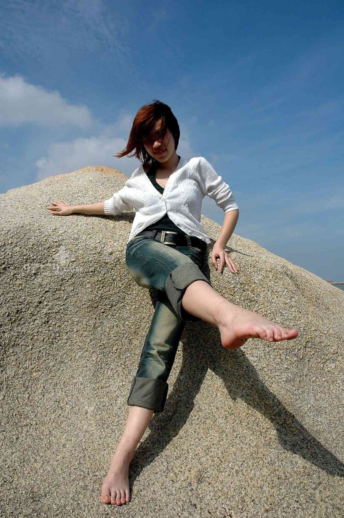 图片[18]-97179 NO.019-Skina 第十九部蓝天白云下SHOW美足[56P] – 速更版-美库