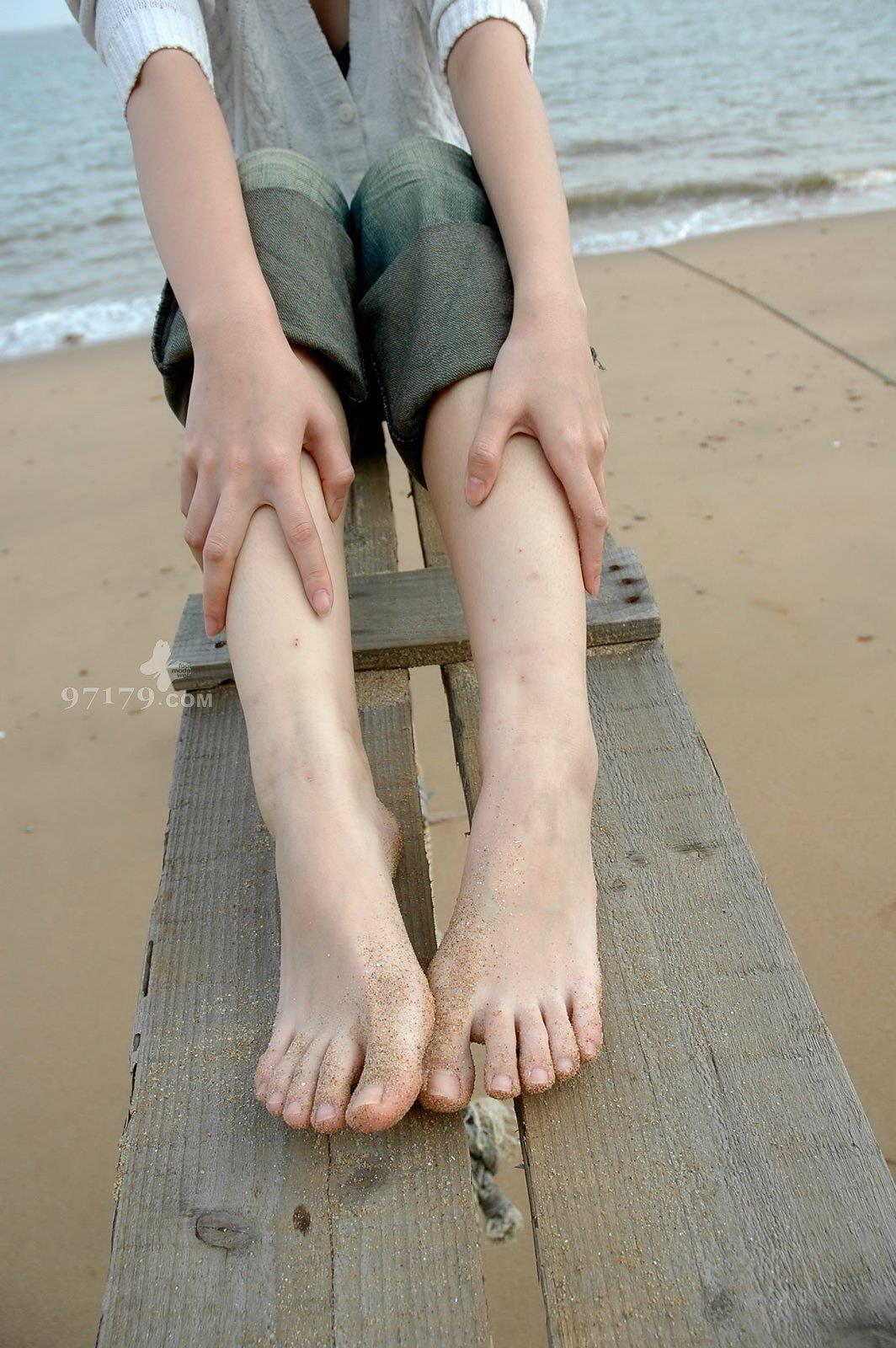 图片[36]-97179 NO.019-Skina 第十九部蓝天白云下SHOW美足[56P] – 速更版-美库