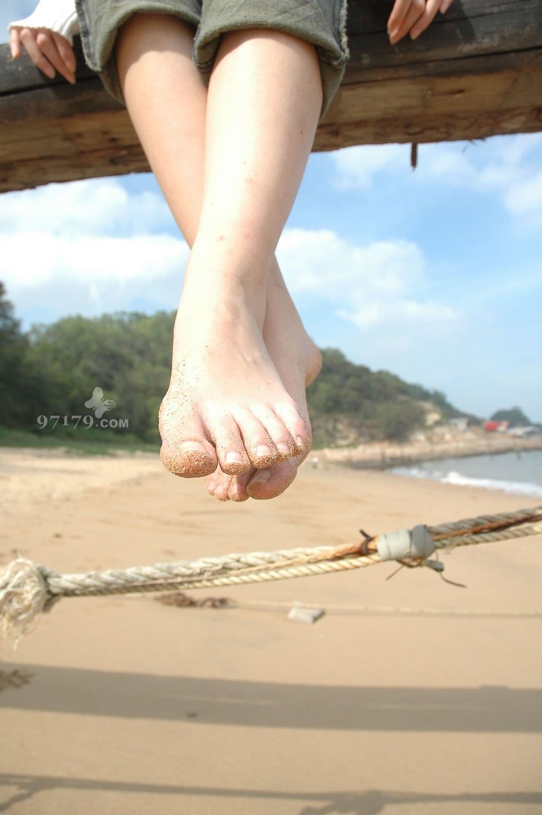 图片[41]-97179 NO.019-Skina 第十九部蓝天白云下SHOW美足[56P] – 速更版-美库