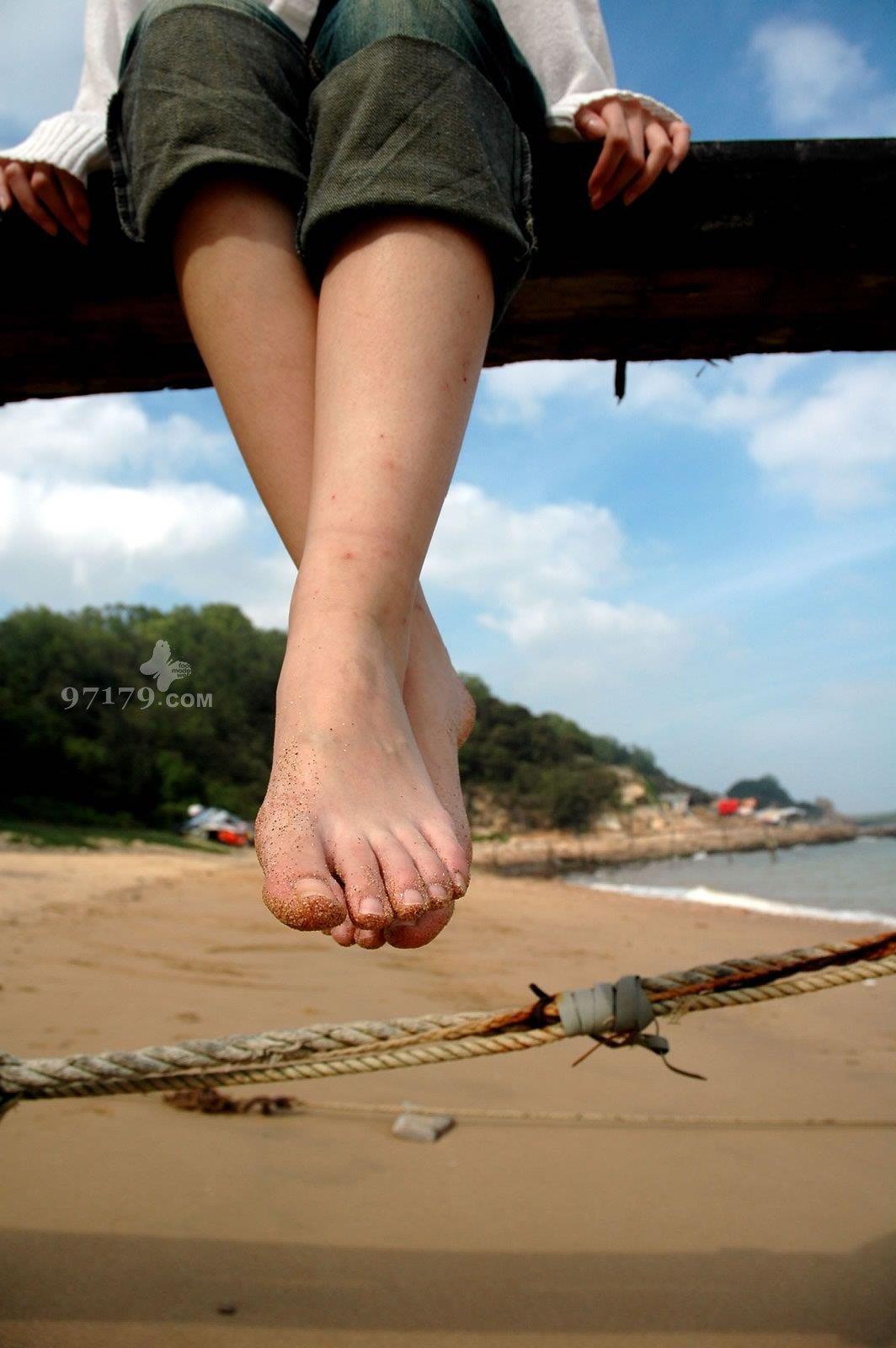 图片[42]-97179 NO.019-Skina 第十九部蓝天白云下SHOW美足[56P] – 速更版-美库