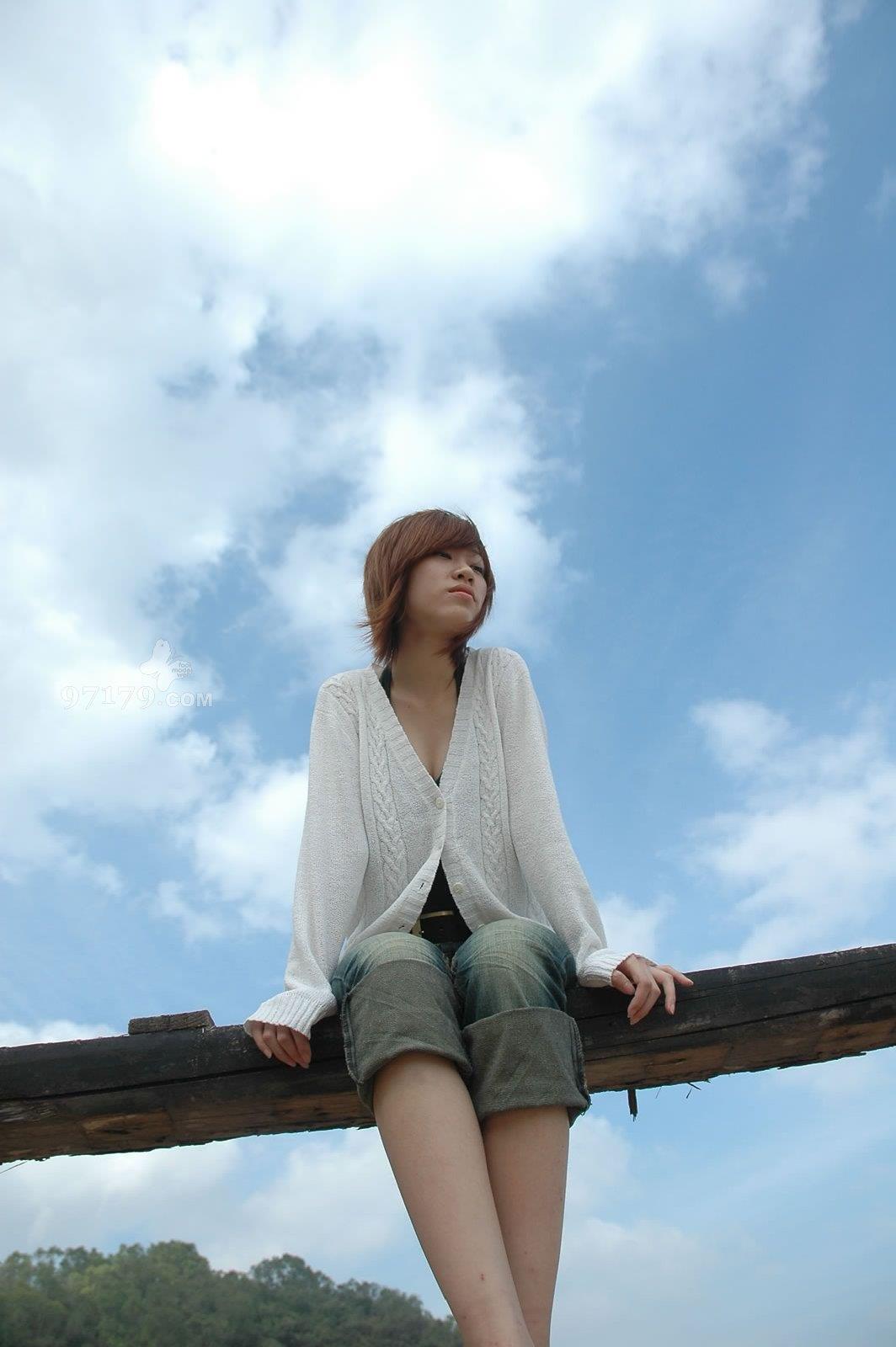 图片[45]-97179 NO.019-Skina 第十九部蓝天白云下SHOW美足[56P] – 速更版-美库