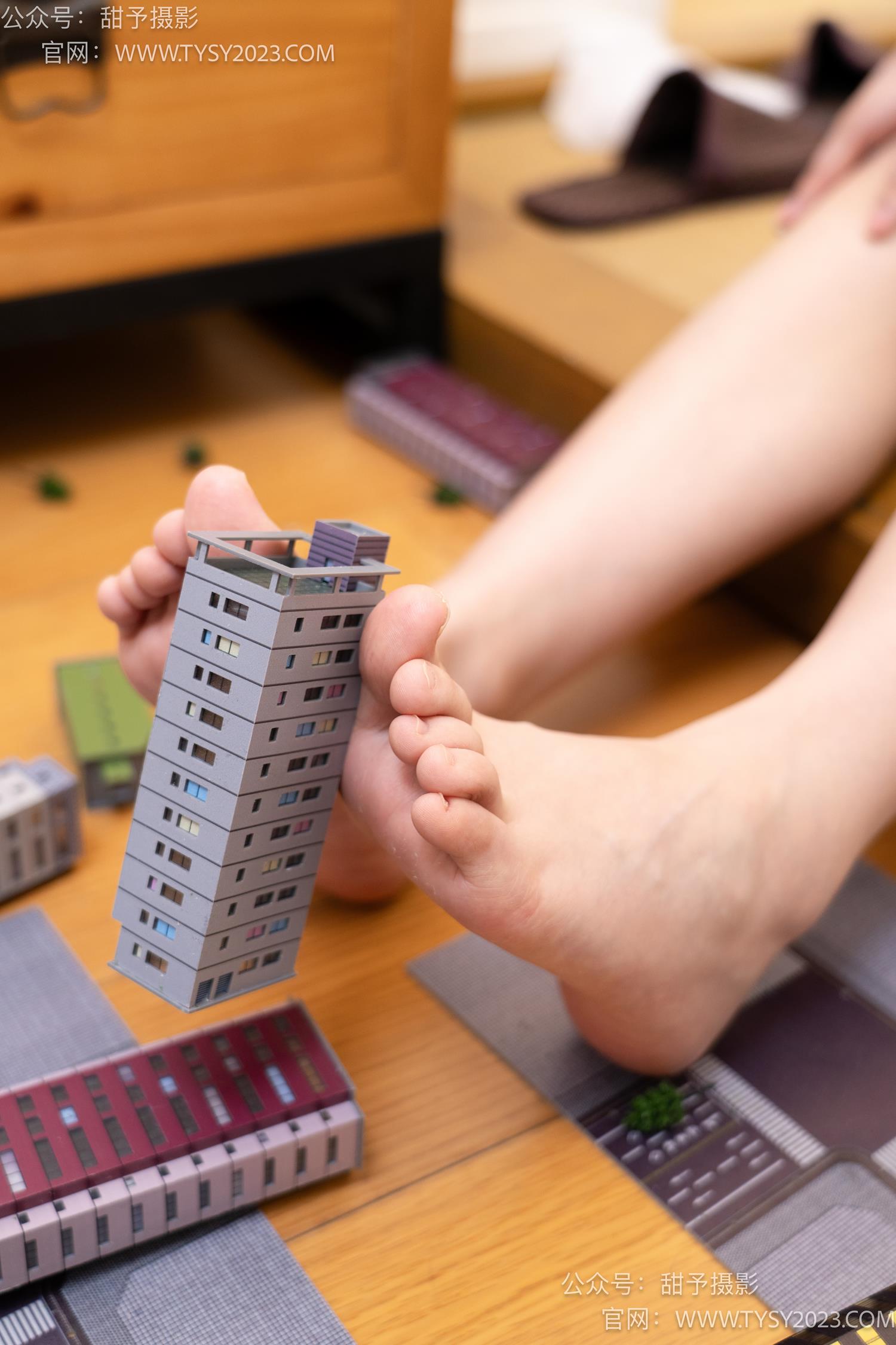 图片[69]-甜予摄影 NO.066 璇璇-高跟鞋、肉丝、裸足、小人国剧情[134P] – 速更版-美库