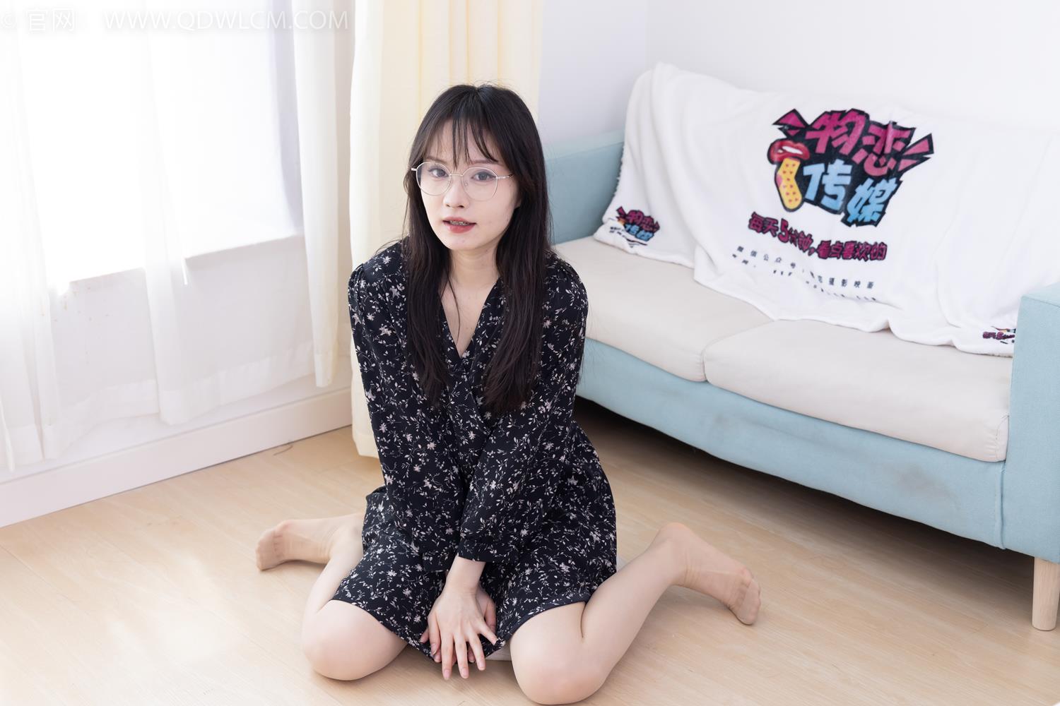 图片[10]-物恋传媒 NO.2065 小酒-岁末的秋天[190P] – 速更版-美库