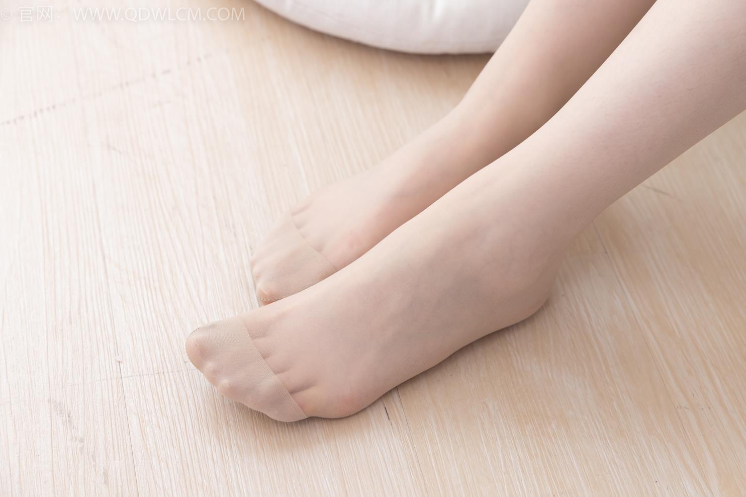 图片[31]-物恋传媒 NO.2065 小酒-岁末的秋天[190P] – 速更版-美库