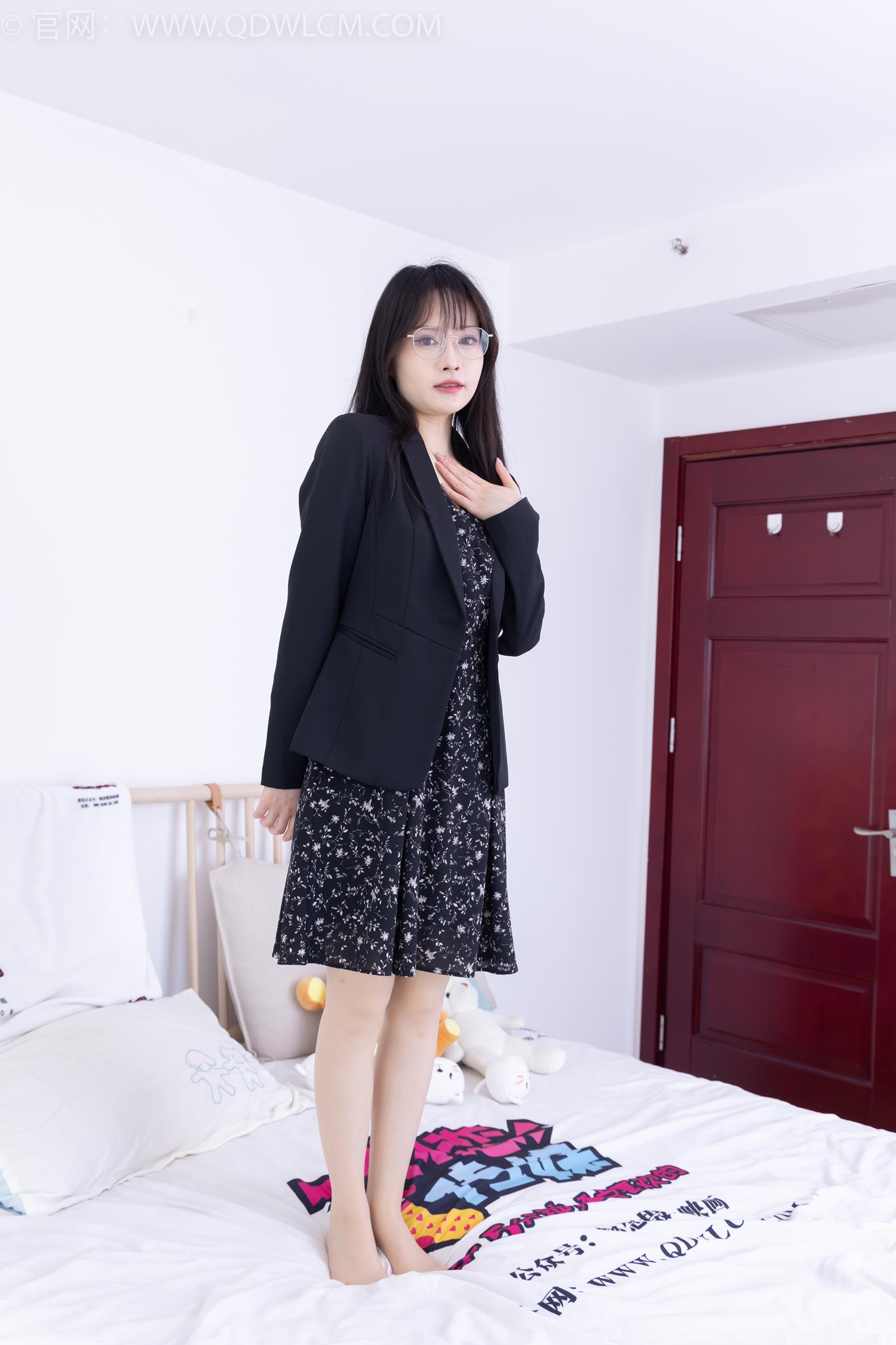 图片[72]-物恋传媒 NO.2065 小酒-岁末的秋天[190P] – 速更版-美库