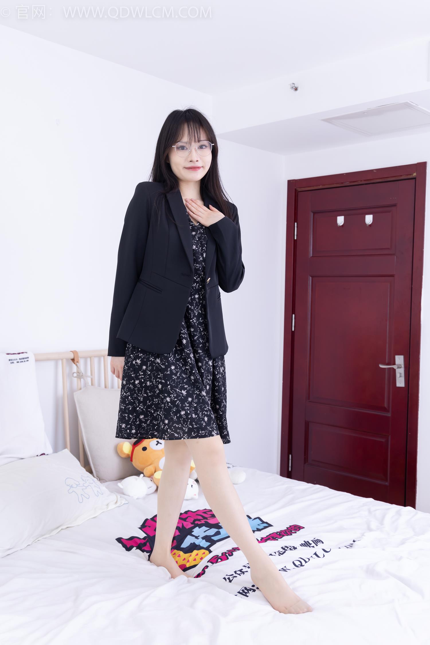 图片[73]-物恋传媒 NO.2065 小酒-岁末的秋天[190P] – 速更版-美库