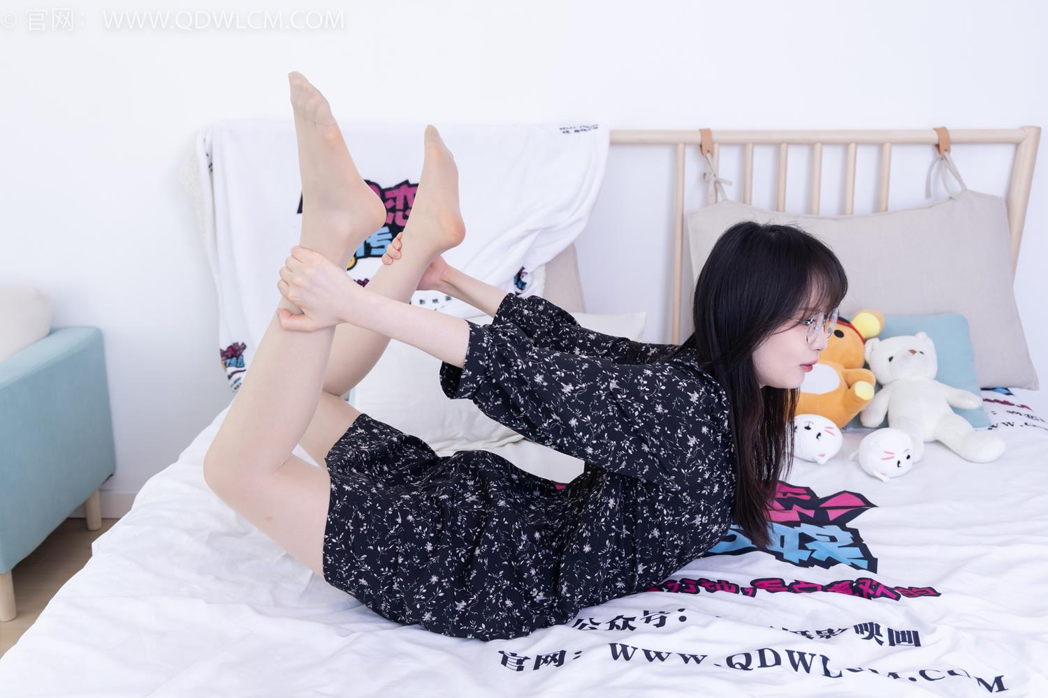 图片[77]-物恋传媒 NO.2065 小酒-岁末的秋天[190P] – 速更版-美库