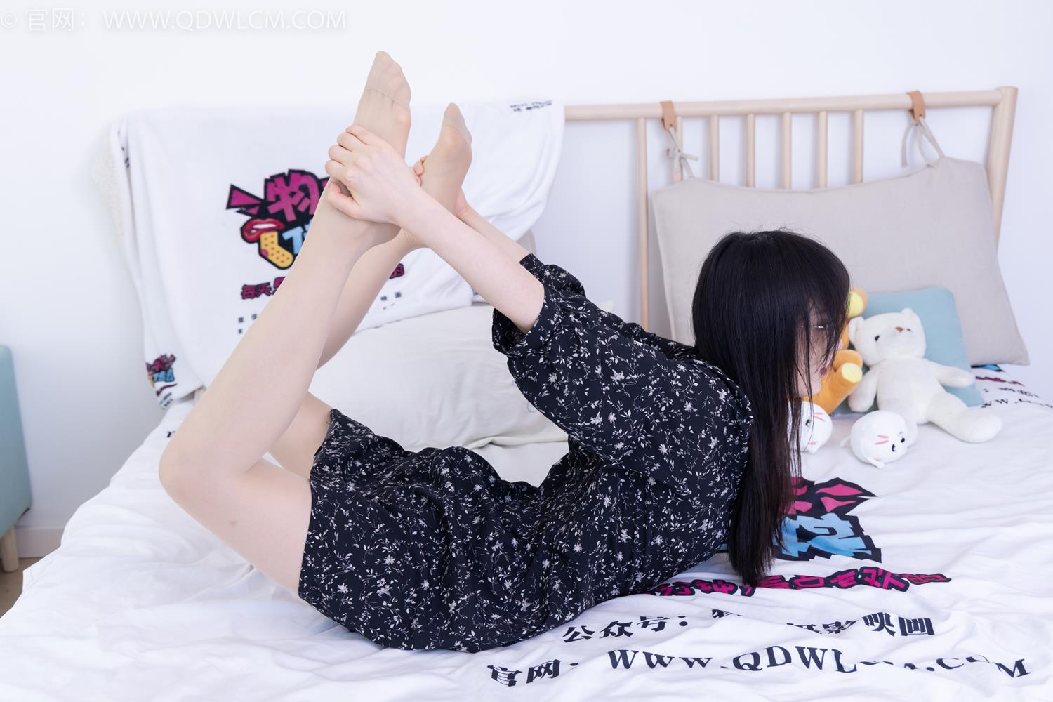 图片[83]-物恋传媒 NO.2065 小酒-岁末的秋天[190P] – 速更版-美库