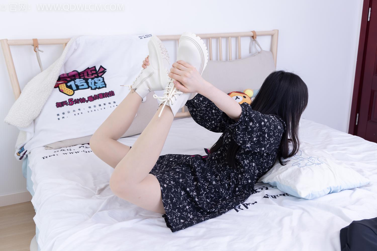 图片[106]-物恋传媒 NO.2065 小酒-岁末的秋天[190P] – 速更版-美库