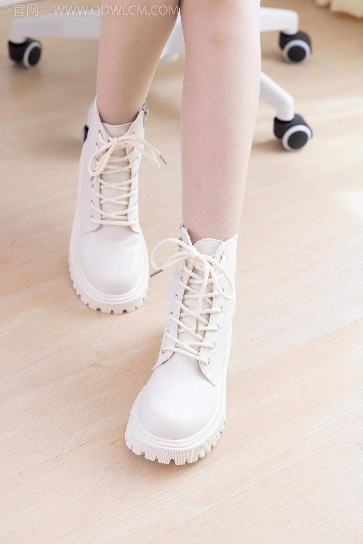 图片[153]-物恋传媒 NO.2065 小酒-岁末的秋天[190P] – 速更版-美库