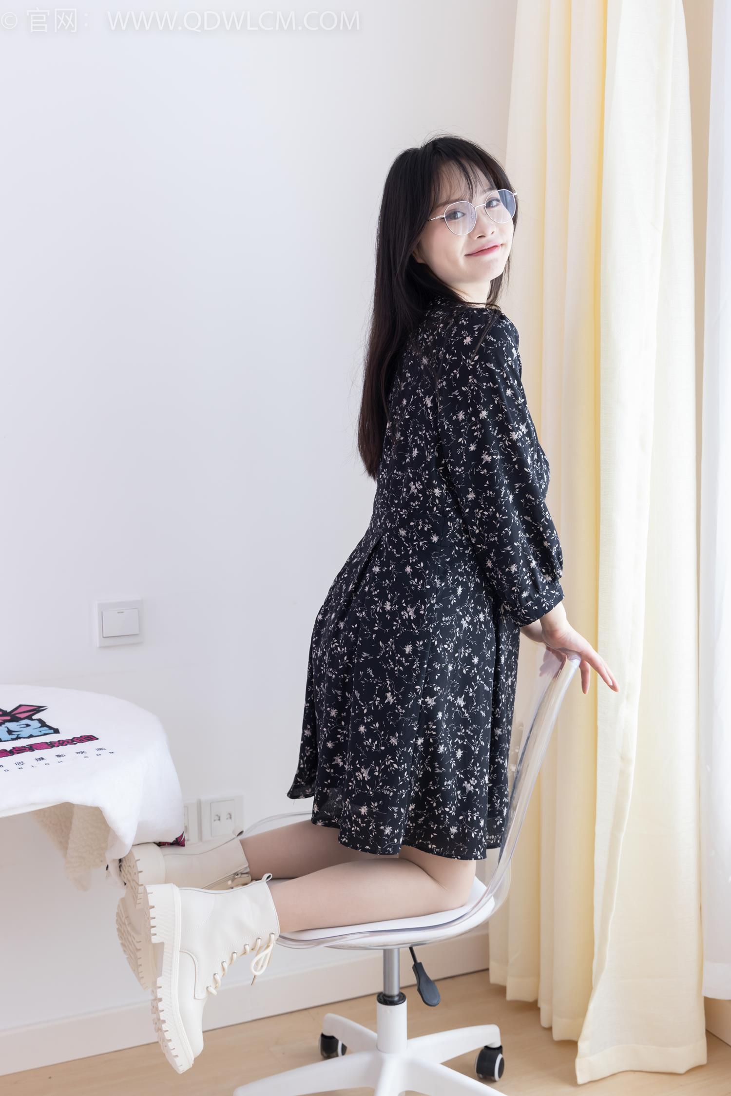 图片[166]-物恋传媒 NO.2065 小酒-岁末的秋天[190P] – 速更版-美库