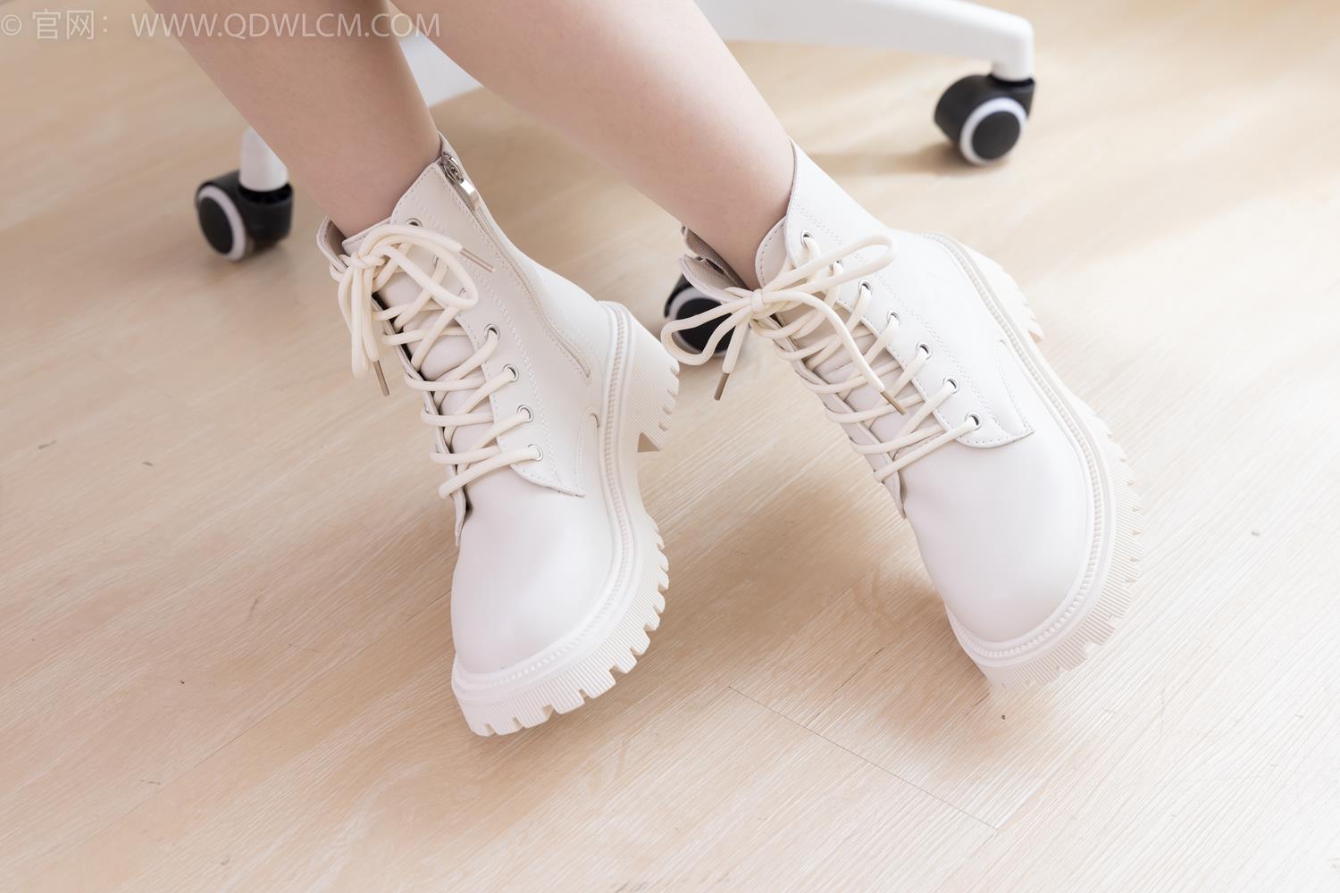 图片[168]-物恋传媒 NO.2065 小酒-岁末的秋天[190P] – 速更版-美库