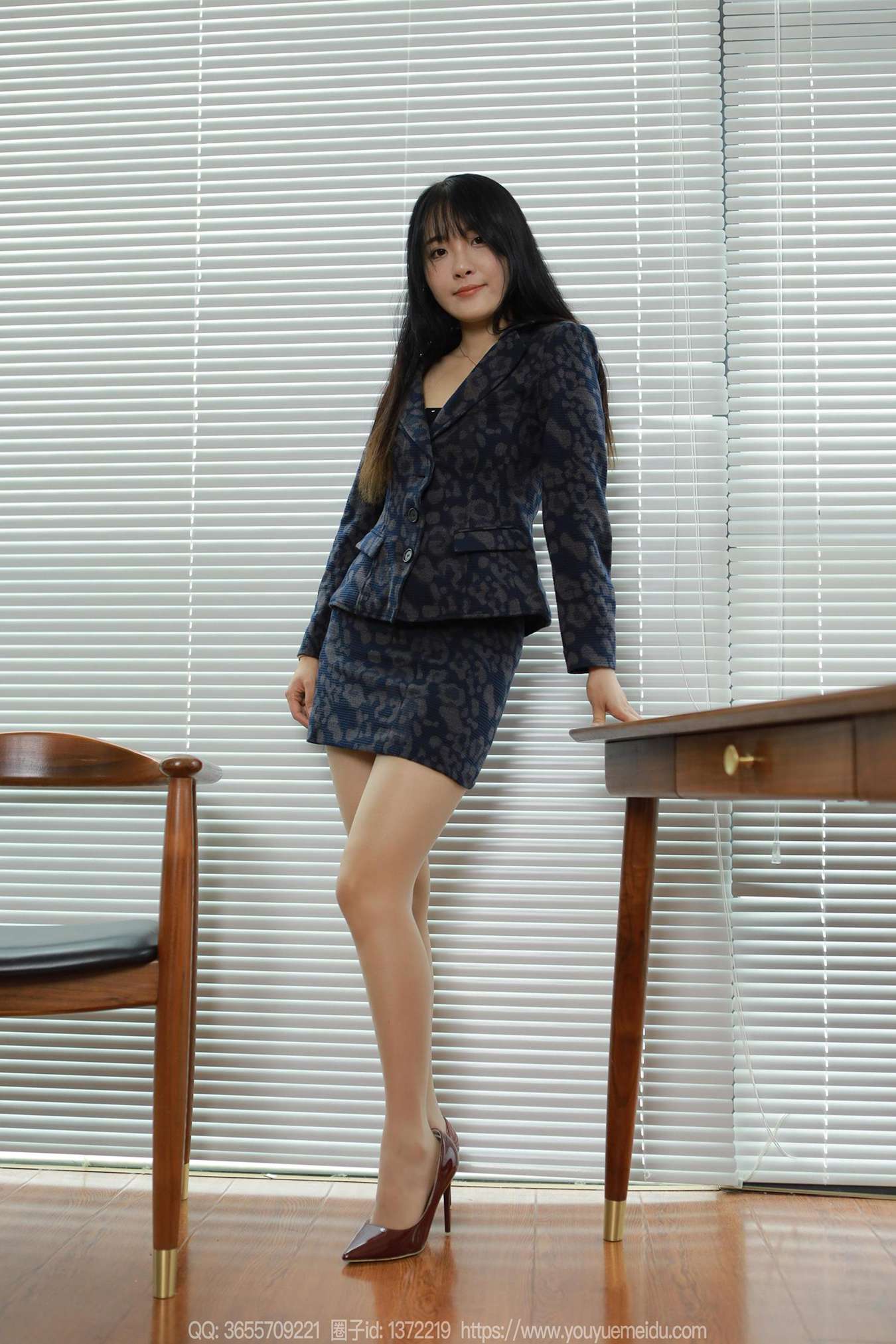 图片[73]-[IESS异思趣向] 2024.08.14 丝享家1819：婉萍《阳光OL(下）》[87P] – 速更版-美库