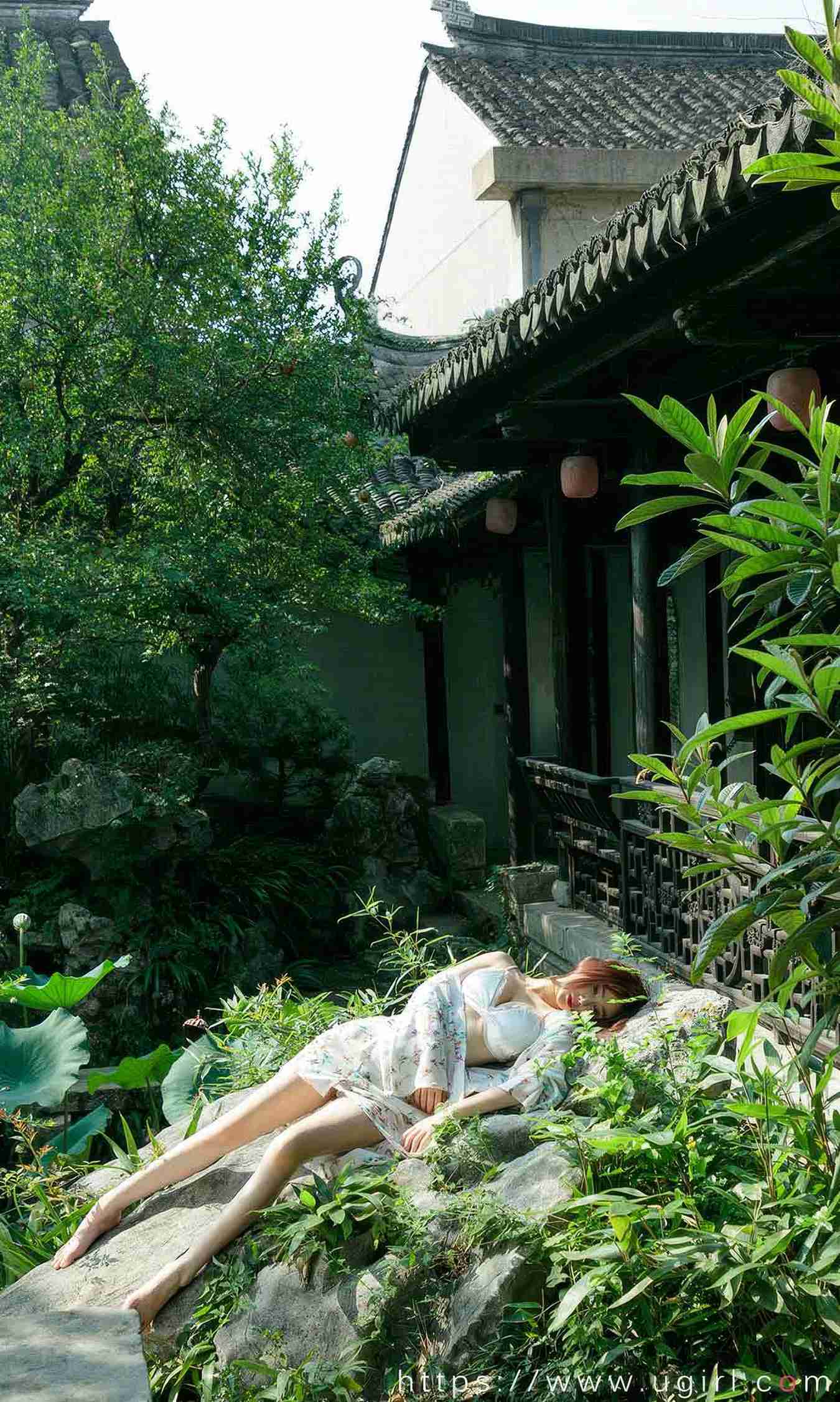 图片[12]-[爱尤物]2024 NO.2922 醉卧花底 苏小曼[35P] – 速更版-美库