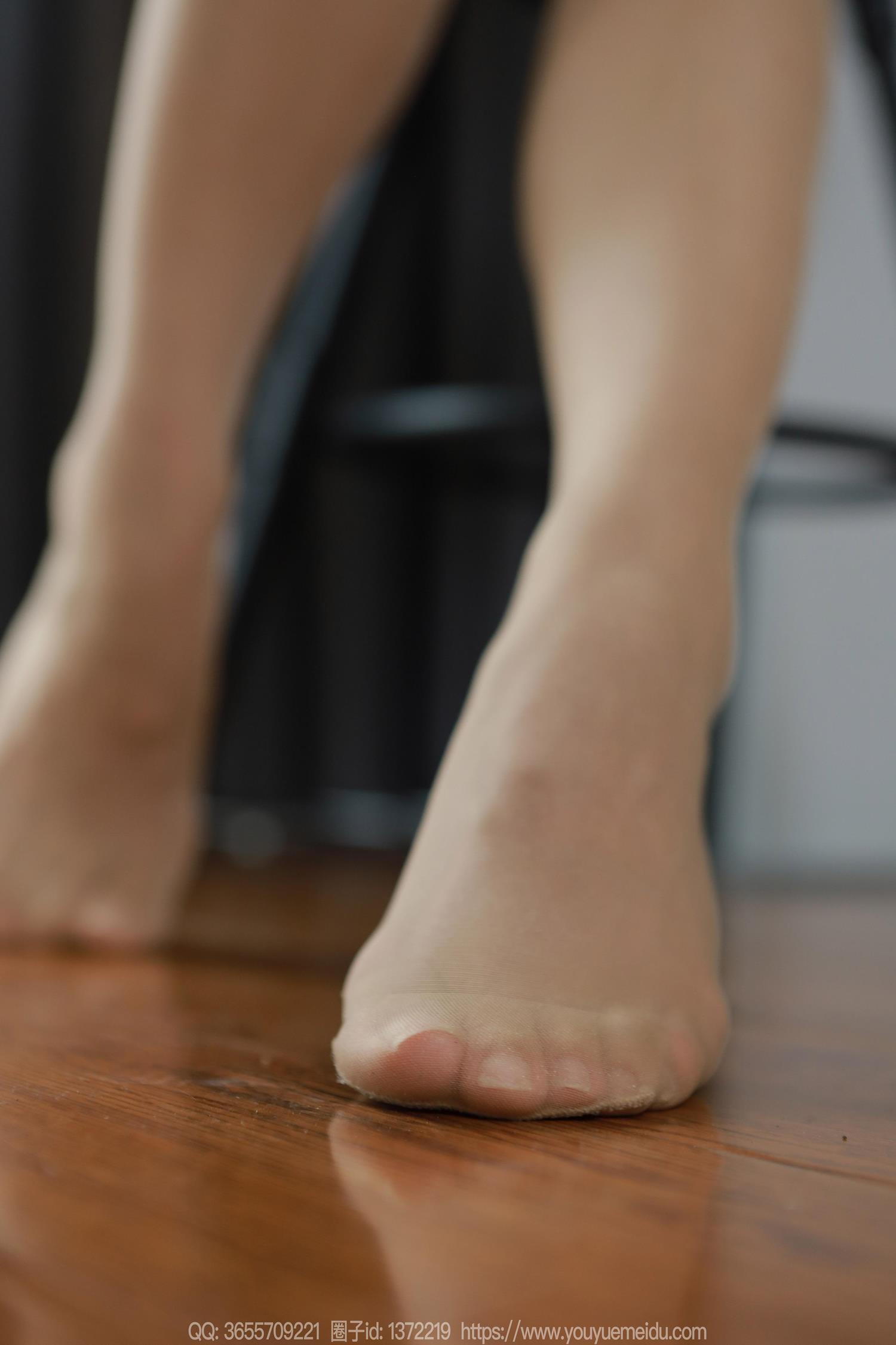 图片[31]-[IESS异思趣向] 2024.08.16 丝享家1821：兔兔《红色经典》[89P] – 速更版-美库