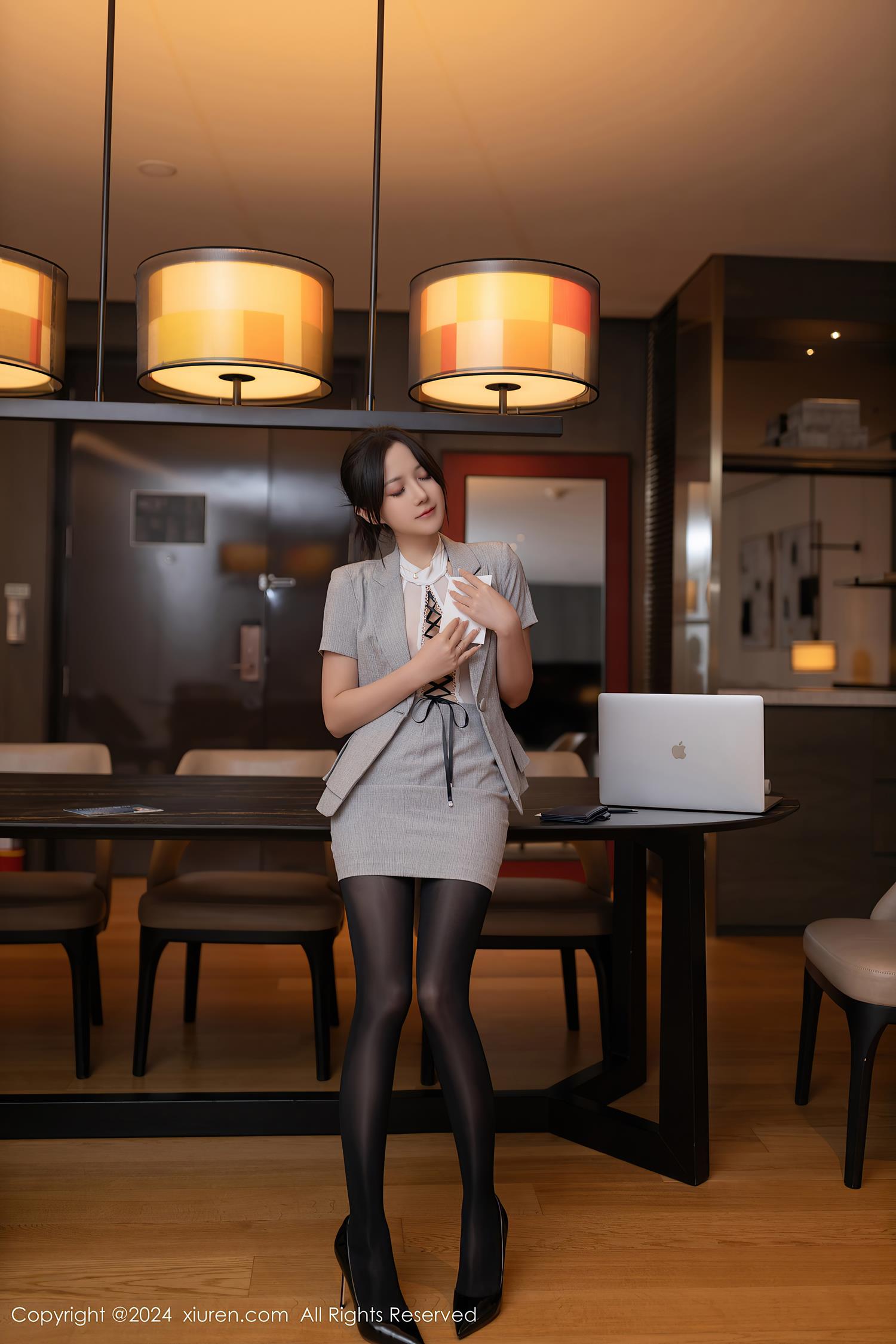 图片[19]-[Xiuren秀人网]2024.09.20 NO.9189 鱼子酱Fish[24+1P] – 速更版-美库