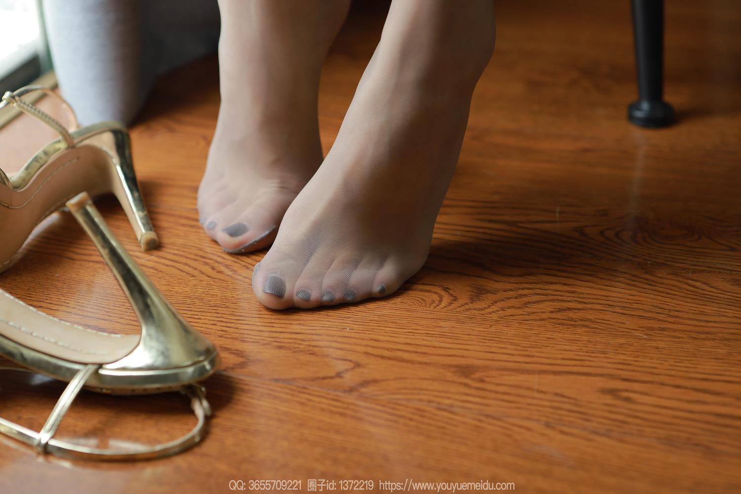 图片[72]-[IESS异思趣向] 2024.08.19 丝享家1823：小九《格子包臀裙》[92P] – 速更版-美库