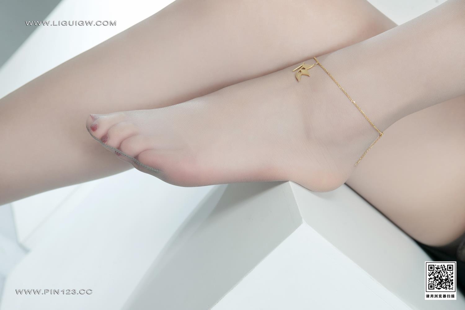 图片[20]-[Ligui丽柜]2024.09.30 行政OL 瑞雪[58+1P] – 速更版-美库