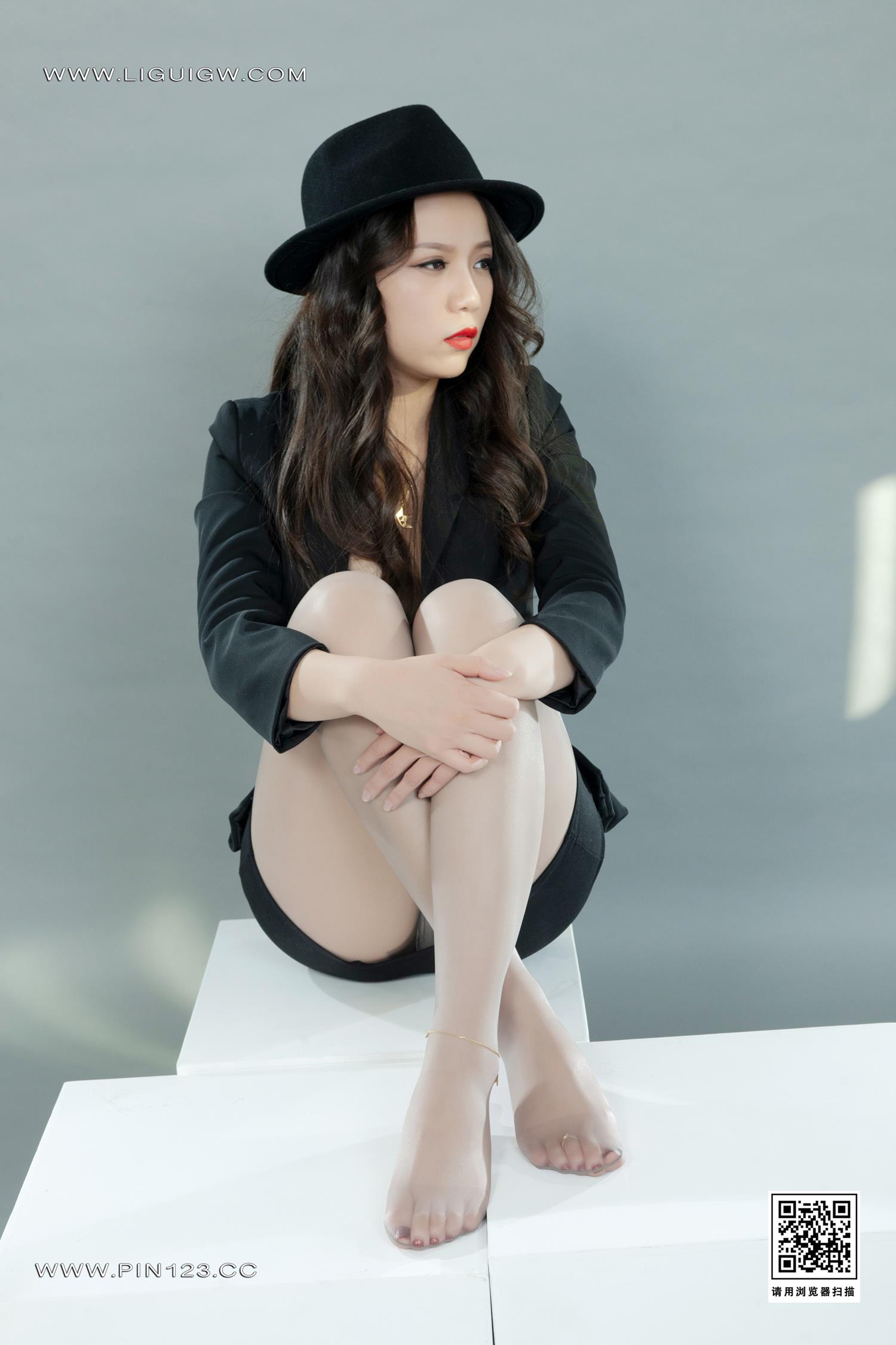 图片[28]-[Ligui丽柜]2024.09.30 行政OL 瑞雪[58+1P] – 速更版-美库