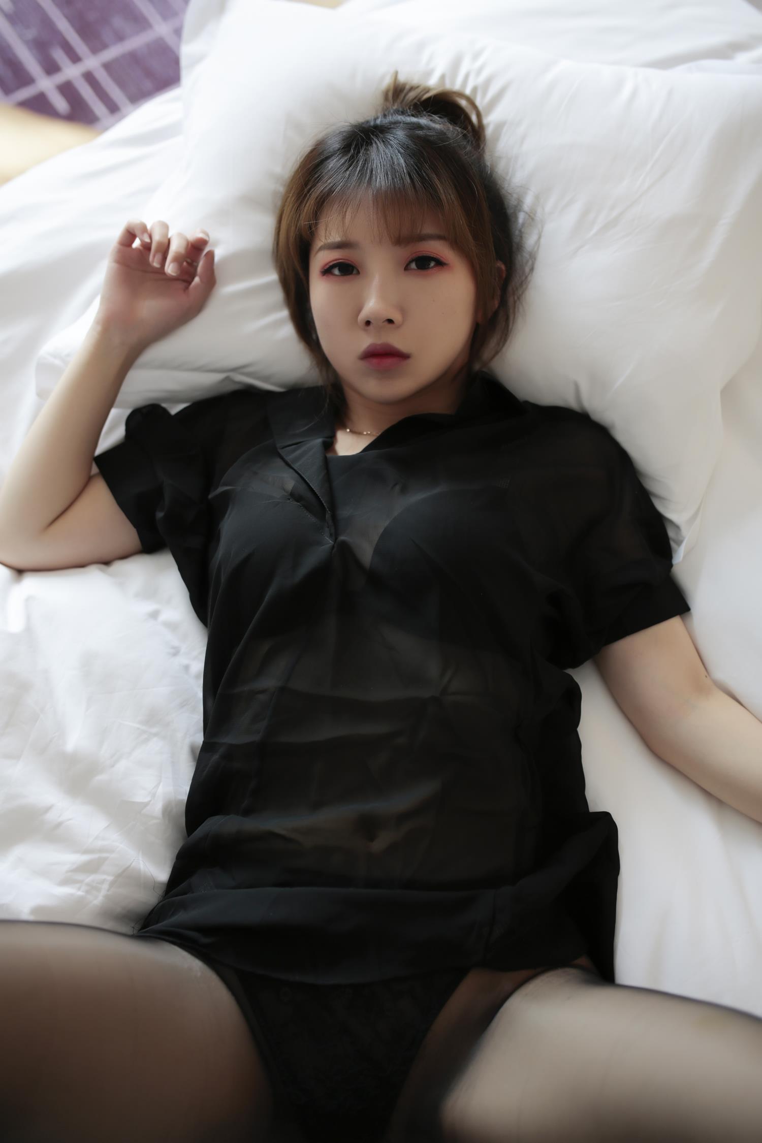 图片[48]-小女巫露娜  – 傲慢小姐姐[52P] – 速更版-美库