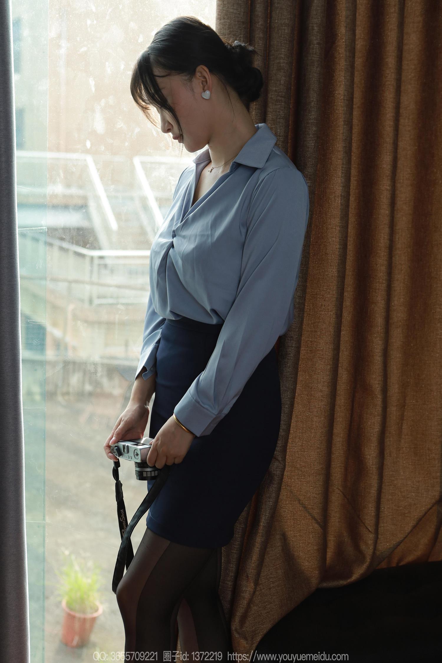 图片[56]-[IESS异思趣向] 2024.08.21 丝享家1825：秋秋《美女记者》[86P] – 速更版-美库