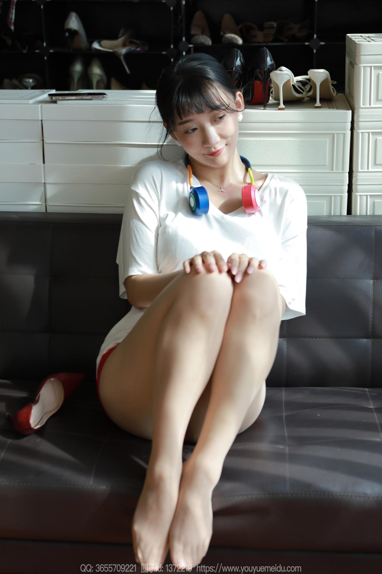 图片[30]-[IESS异思趣向] 2024.08.22 丝享家1826：秋秋《白T红裙》[82P] – 速更版-美库