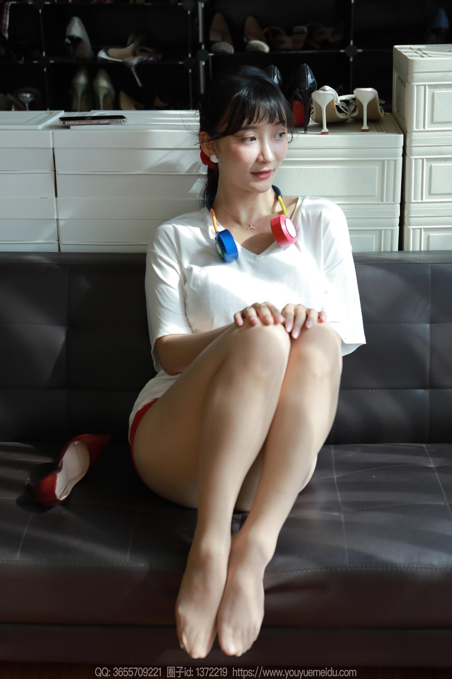 图片[31]-[IESS异思趣向] 2024.08.22 丝享家1826：秋秋《白T红裙》[82P] – 速更版-美库